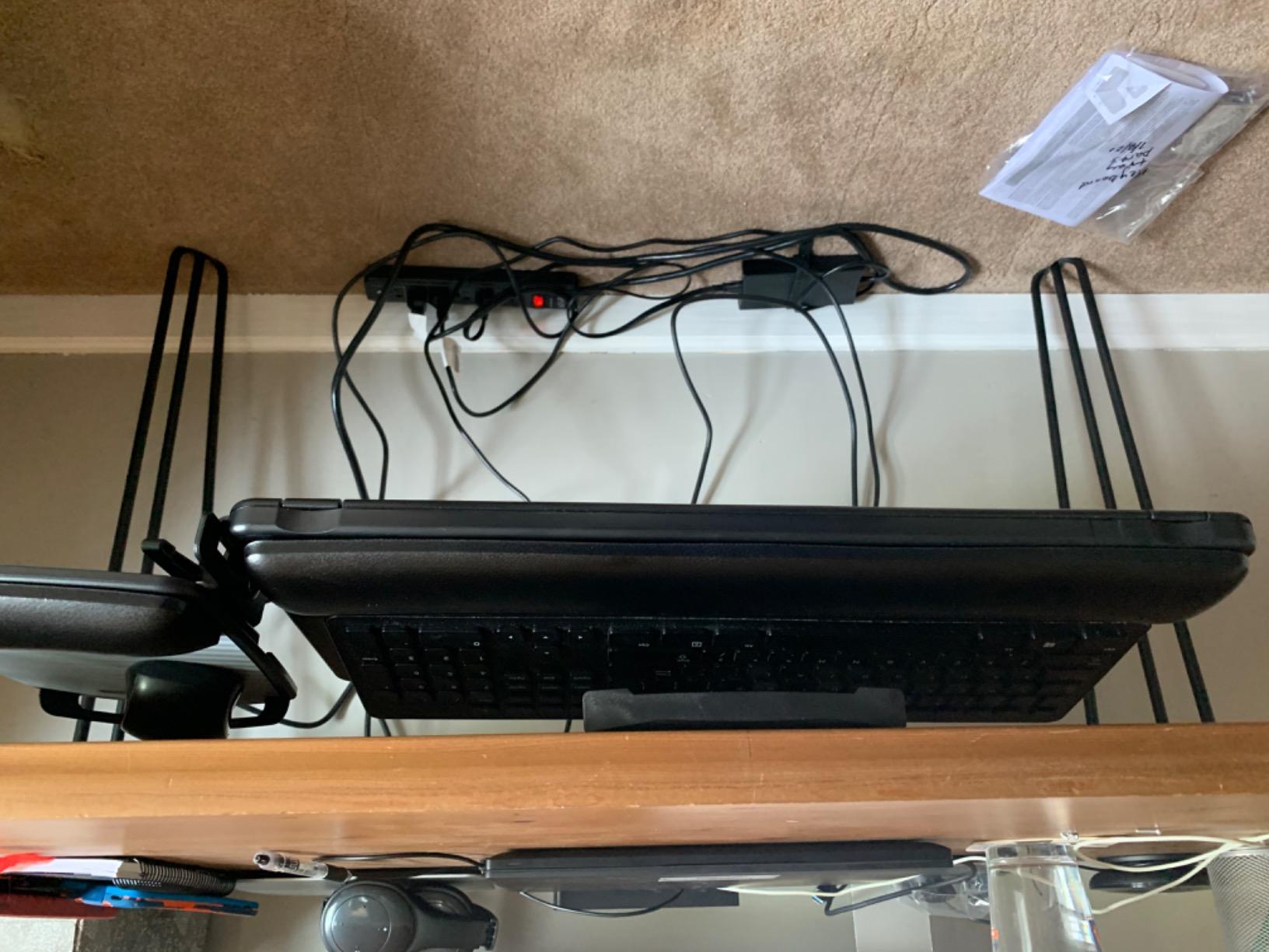 3M Adjustable Keyboard Tray, Turn Knob to Adjust Height and Tilt, Swivels and Stores Under Desk, Includes Wrist Rest and Mouse Pad, 17.75 in Track, Black (AKT80LE) customer photo 2