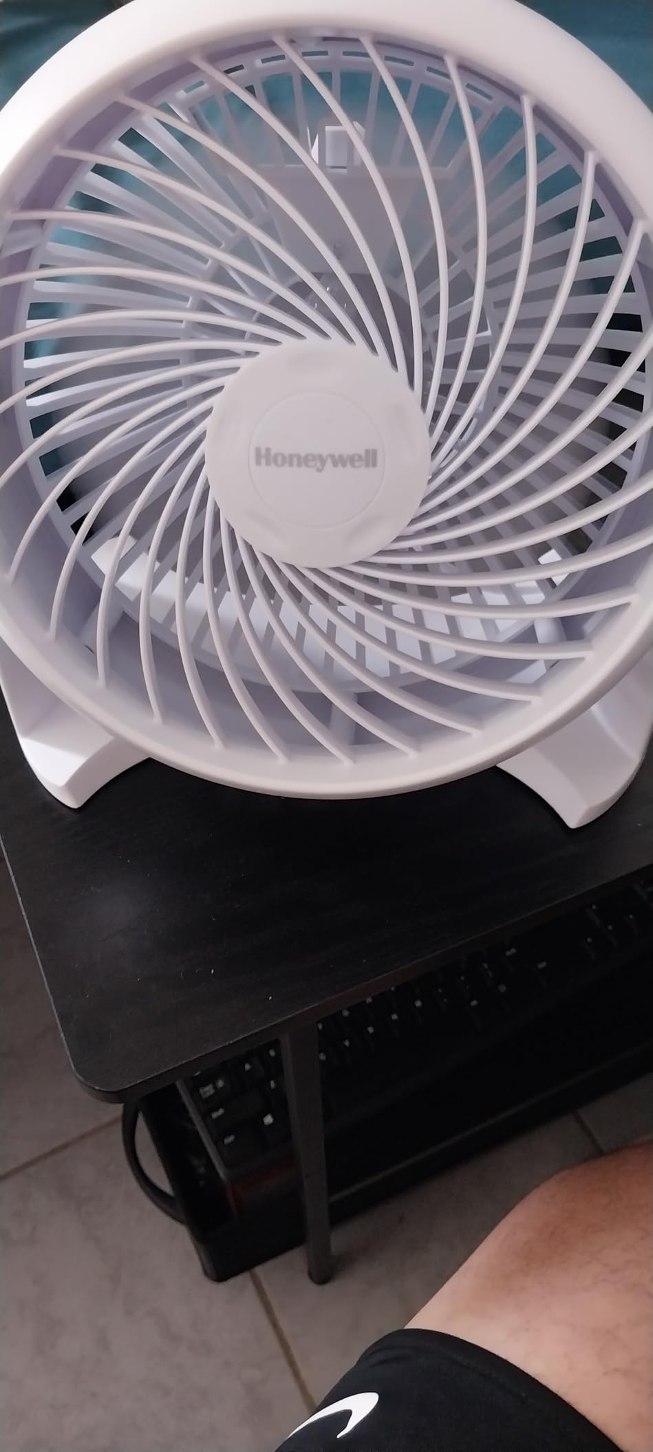 Honeywell HT-900 TurboForce Air Circulator Fan Black customer photo 1