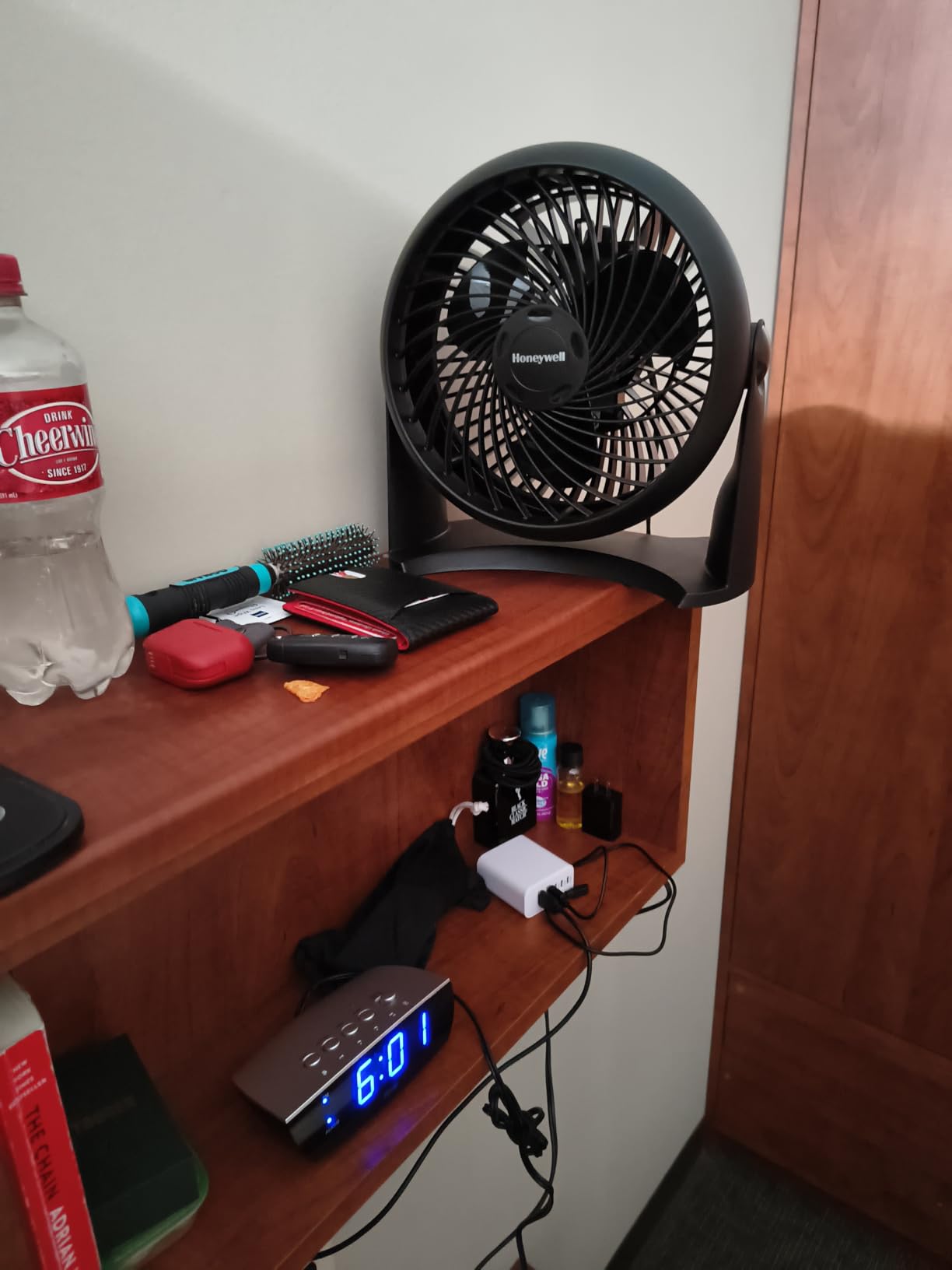 Honeywell HT-900 TurboForce Air Circulator Fan Black customer photo 2
