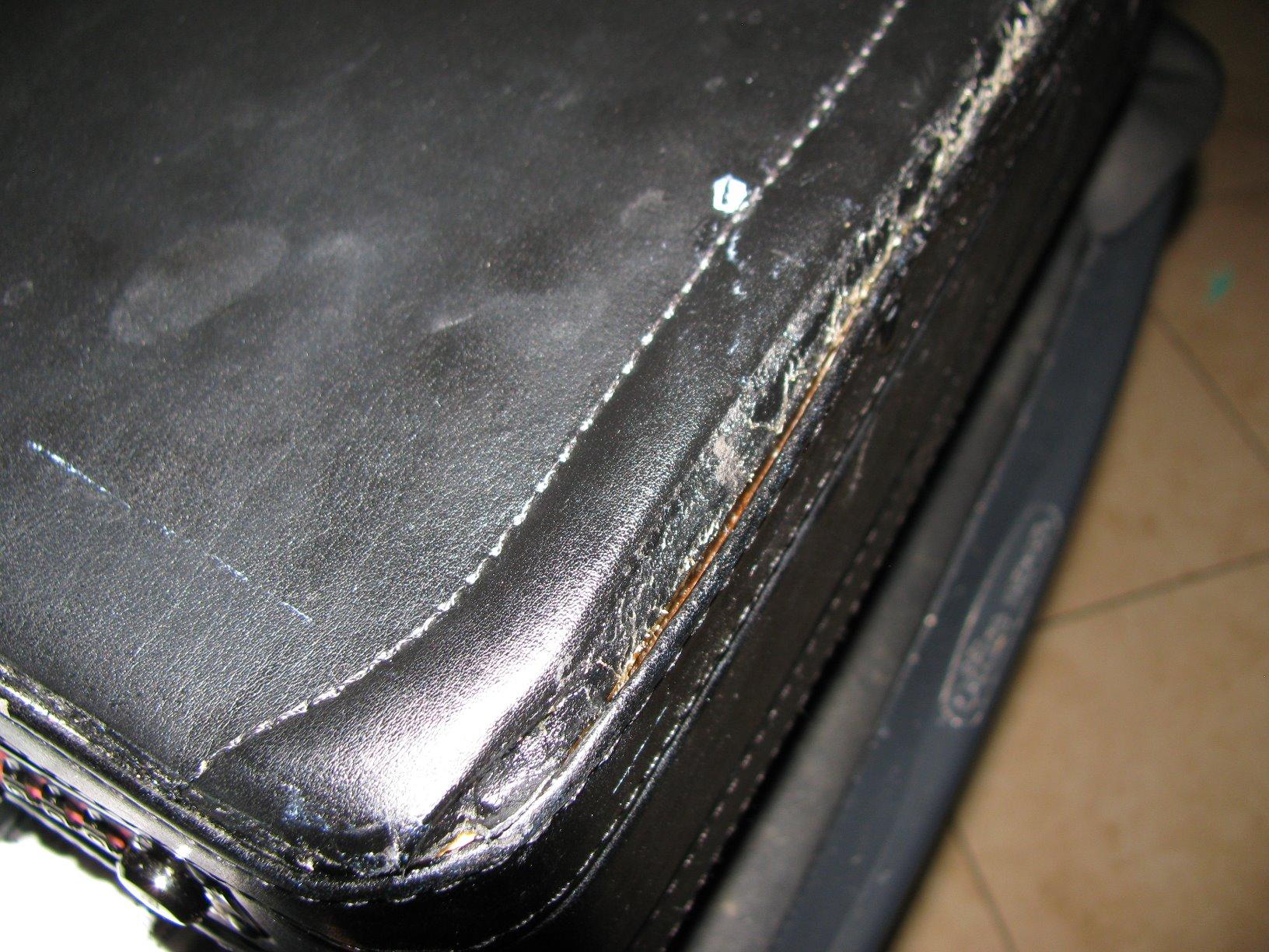 Samsonite Bonded Leather Attache, Black, One Size customer photo 2