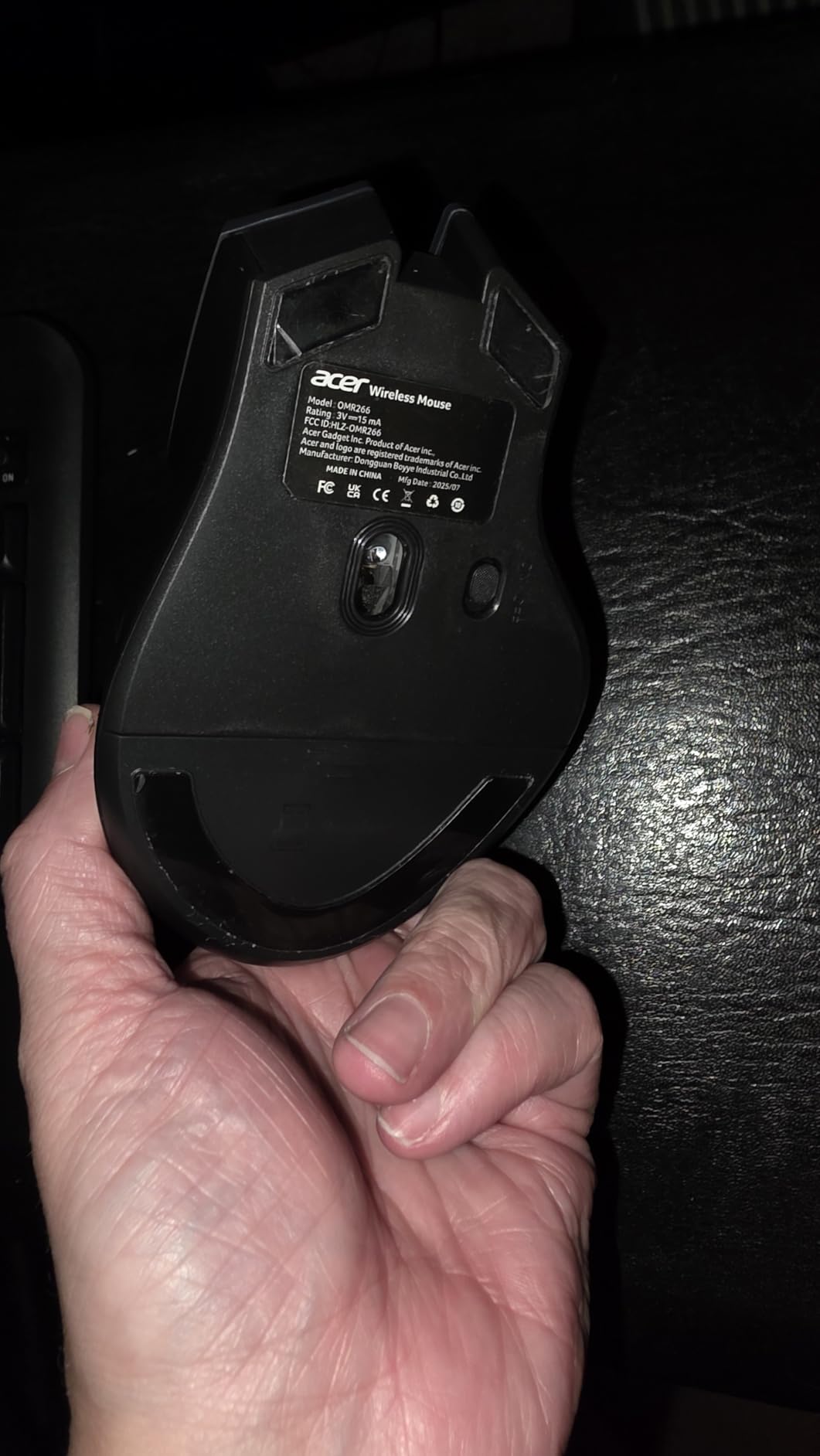 Logitech K270 Wireless Keyboard for Windows, 2.4 GHz Wireless, Full-Size, Number Pad, 8 Multimedia Keys, 2-Year Battery Life, Compatible with PC, Laptop, Black customer photo 1