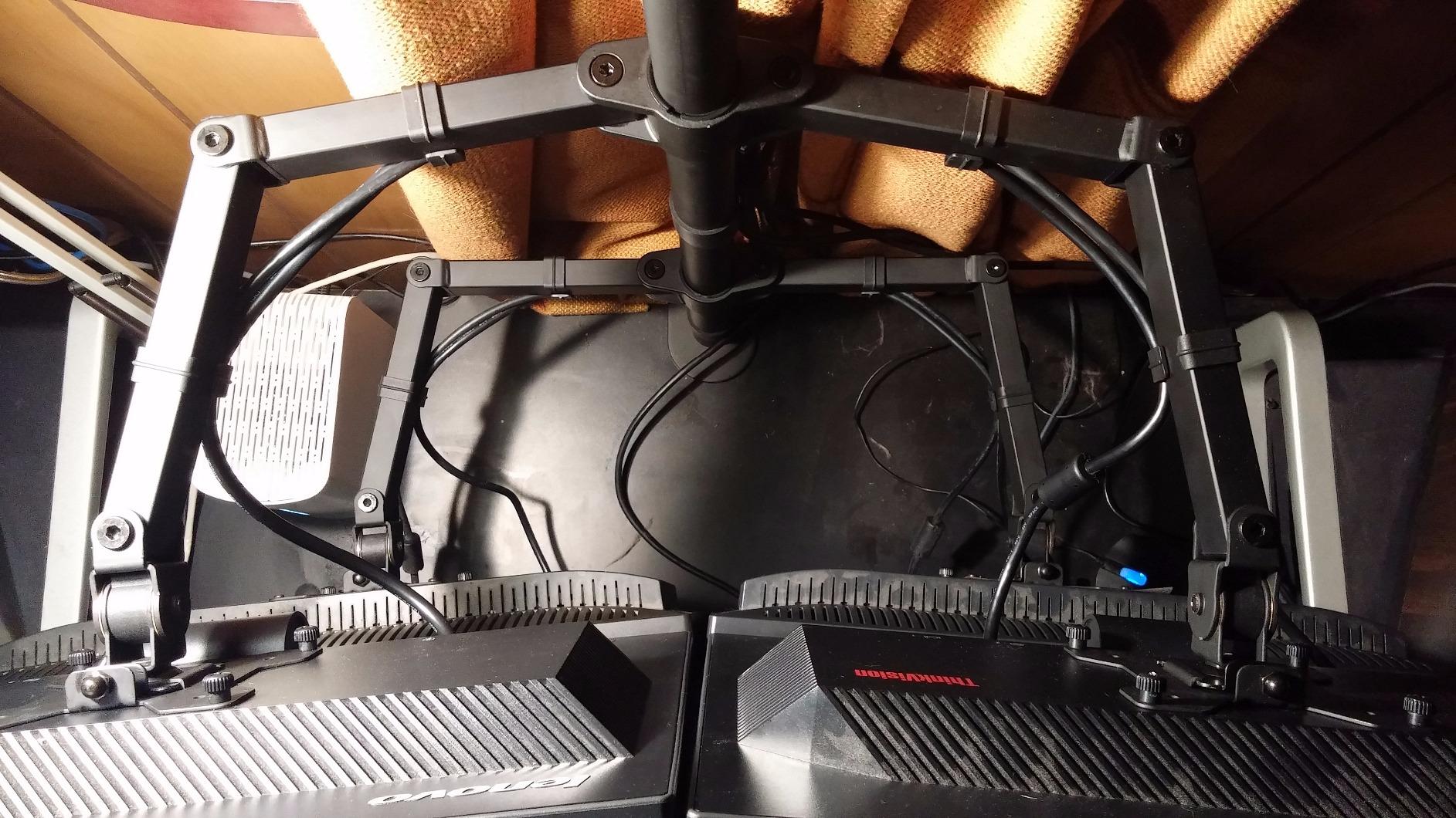 VIVO Quad 13 to 30 inch LCD Monitor Desk Mount, Fully Adjustable Stand with Tilt and Swivel, Holds 4 Screens with Max VESA 100x100, STAND-V004 customer photo 1