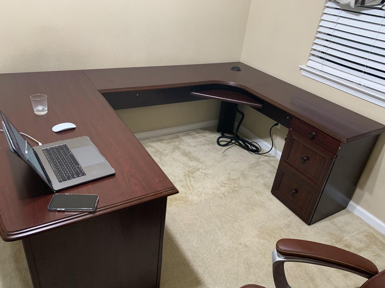 Realspace Broadstreet Executive U-shaped Office Desk - Hutch sold separately customer photo 1