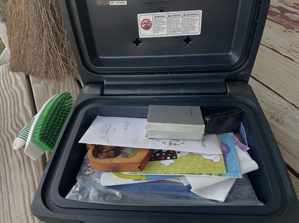 SentrySafe Dark Gray Fireproof and Waterproof Safe with Key Lock, Chest Lock Box with Carrying Handle for Travel, 0.28 Cubic Feet, 6.6 x 15.4 x 14.3 Inches, CFW20201 customer photo 1