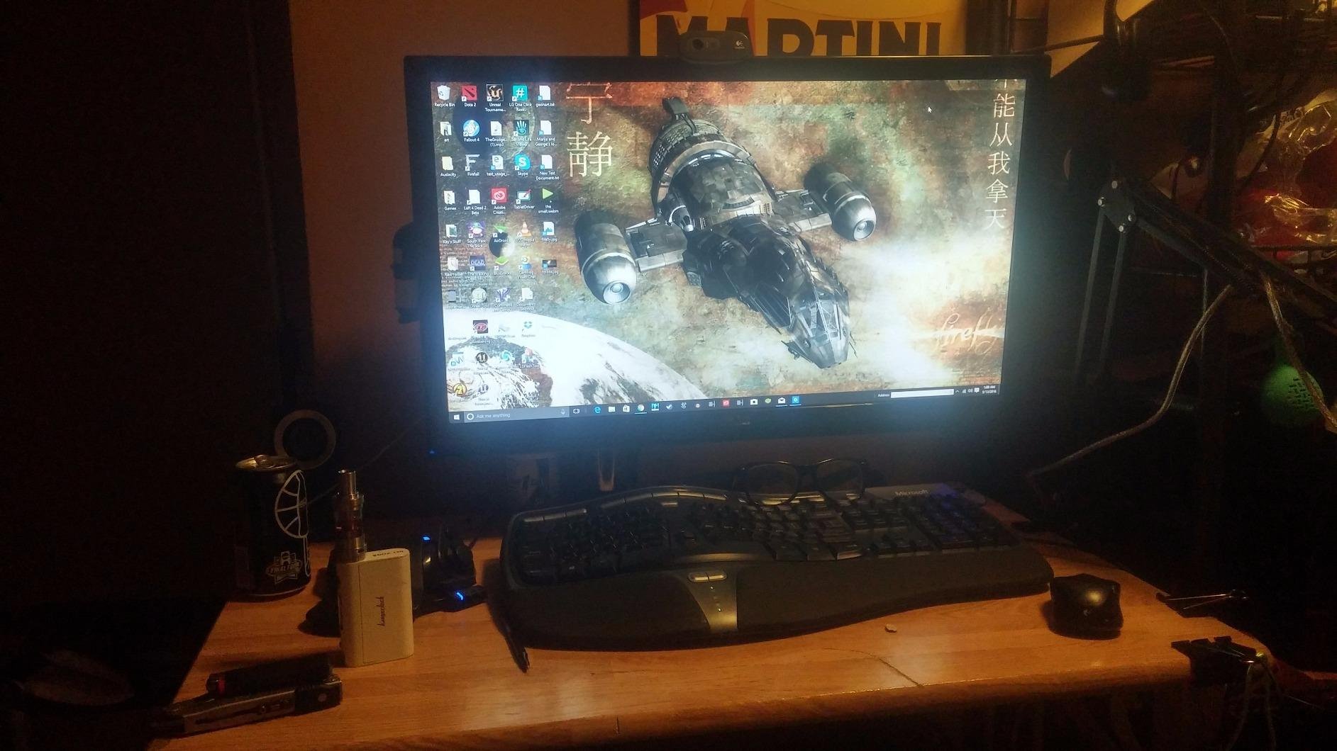 SIIG Premium Aluminum Triple Monitor Stand - Adjustable Height 3 Monitors 13