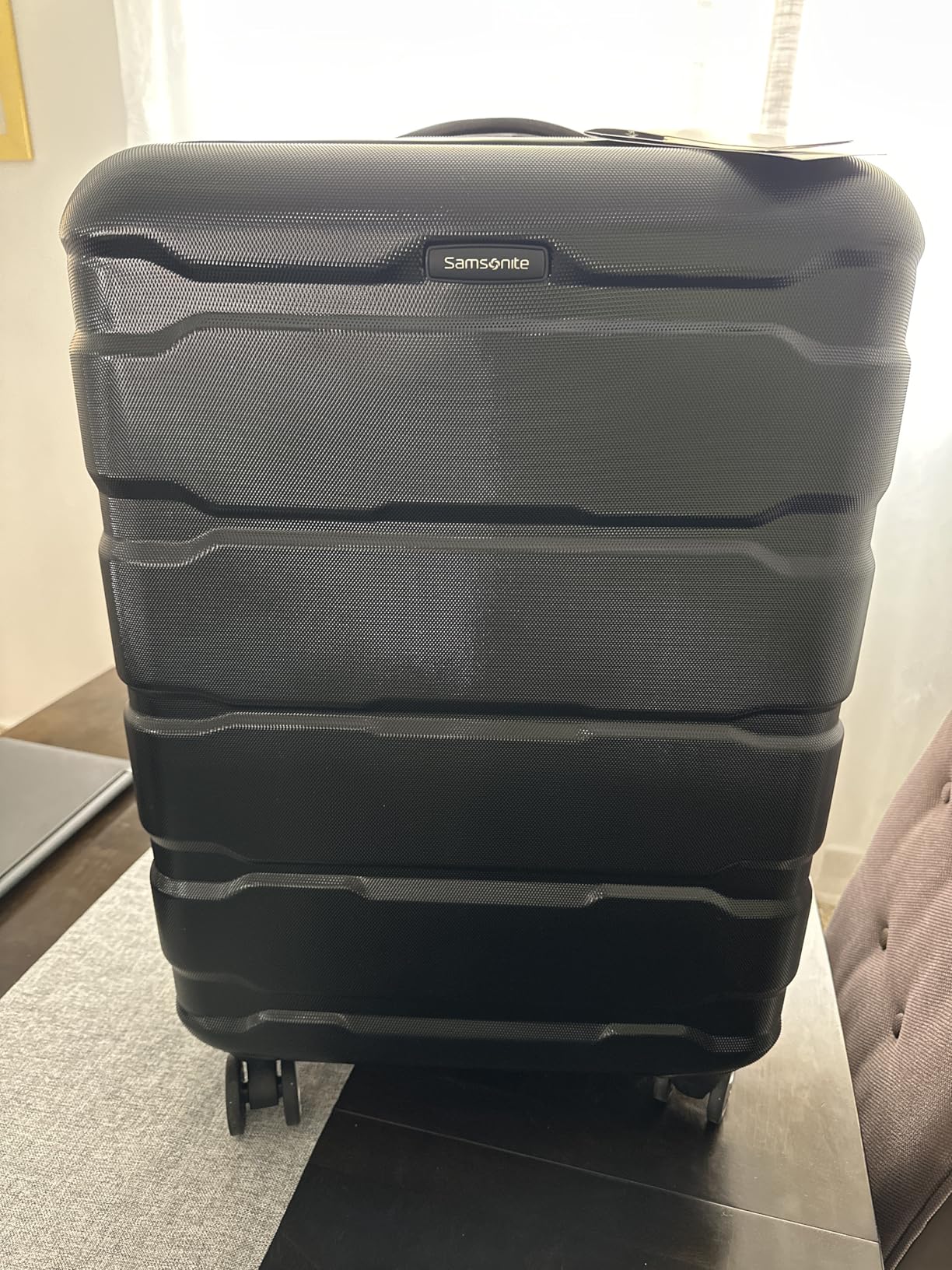 Samsonite Omni PC Hardside Expandable Luggage with Spinner Wheels, Black, Carry-On 20-Inch customer photo 1