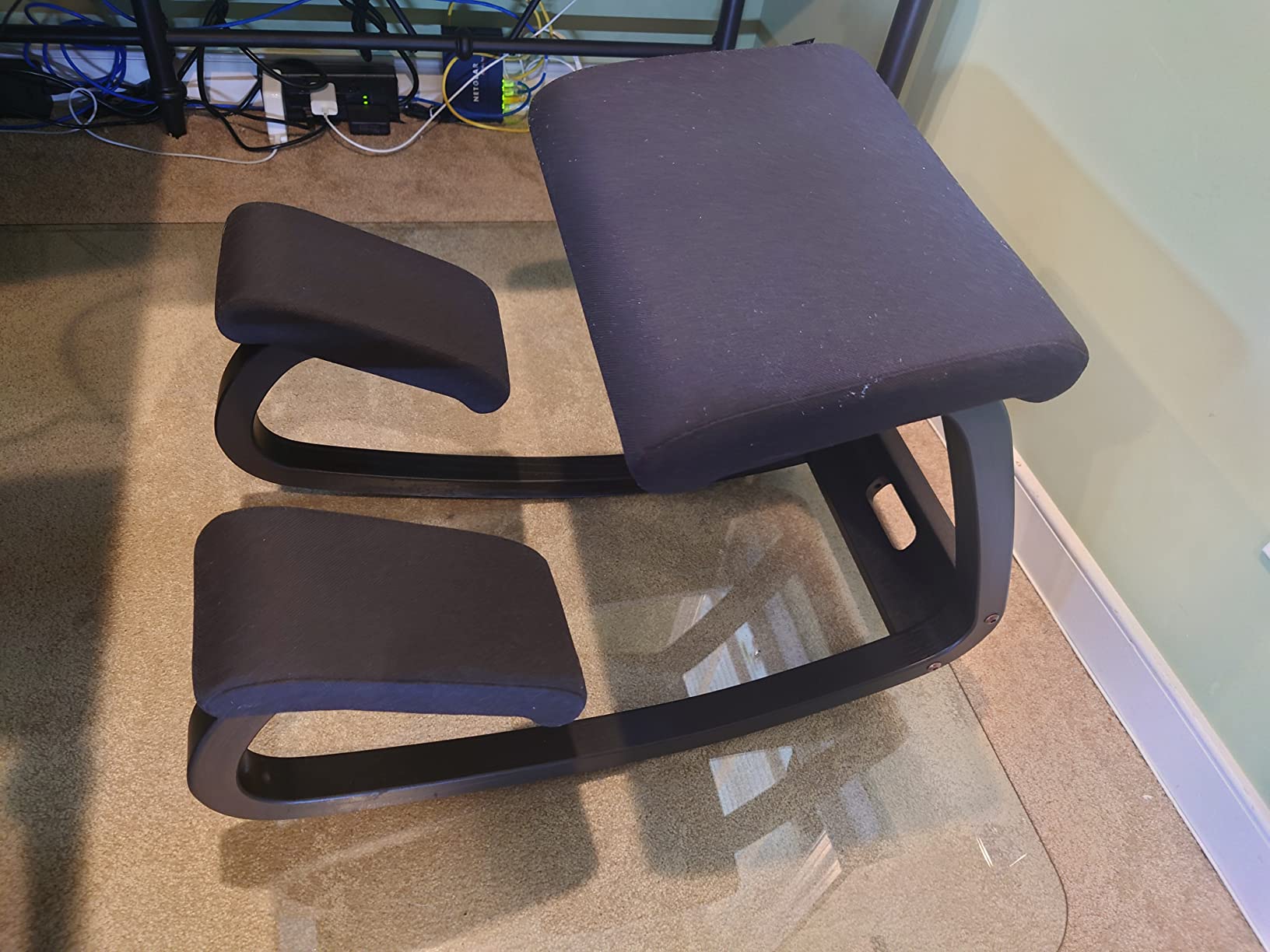 Varier Variable Natural/Black Ergonomic Office Kneeling Chair for Desk - Back Pain Relief, Rocking Seat for Home, Study & Posture Support - 10 Year Quality Guarantee customer photo 2