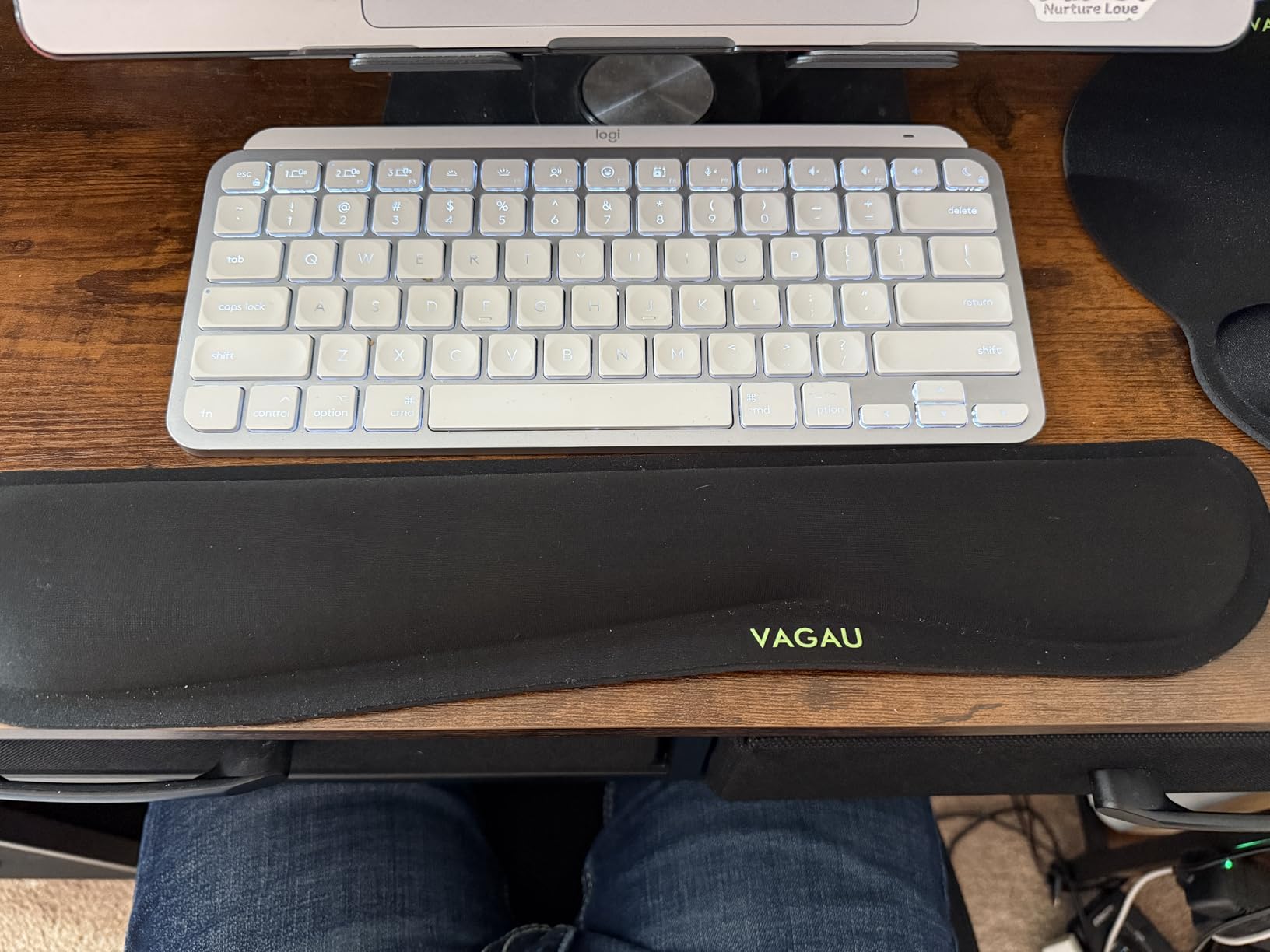 Comfy Mee Premium Memory Foam Keyboard and Mouse Wrist Rest Pads Set - for Comfortable Typing & Wrist Pain Relief customer photo 1