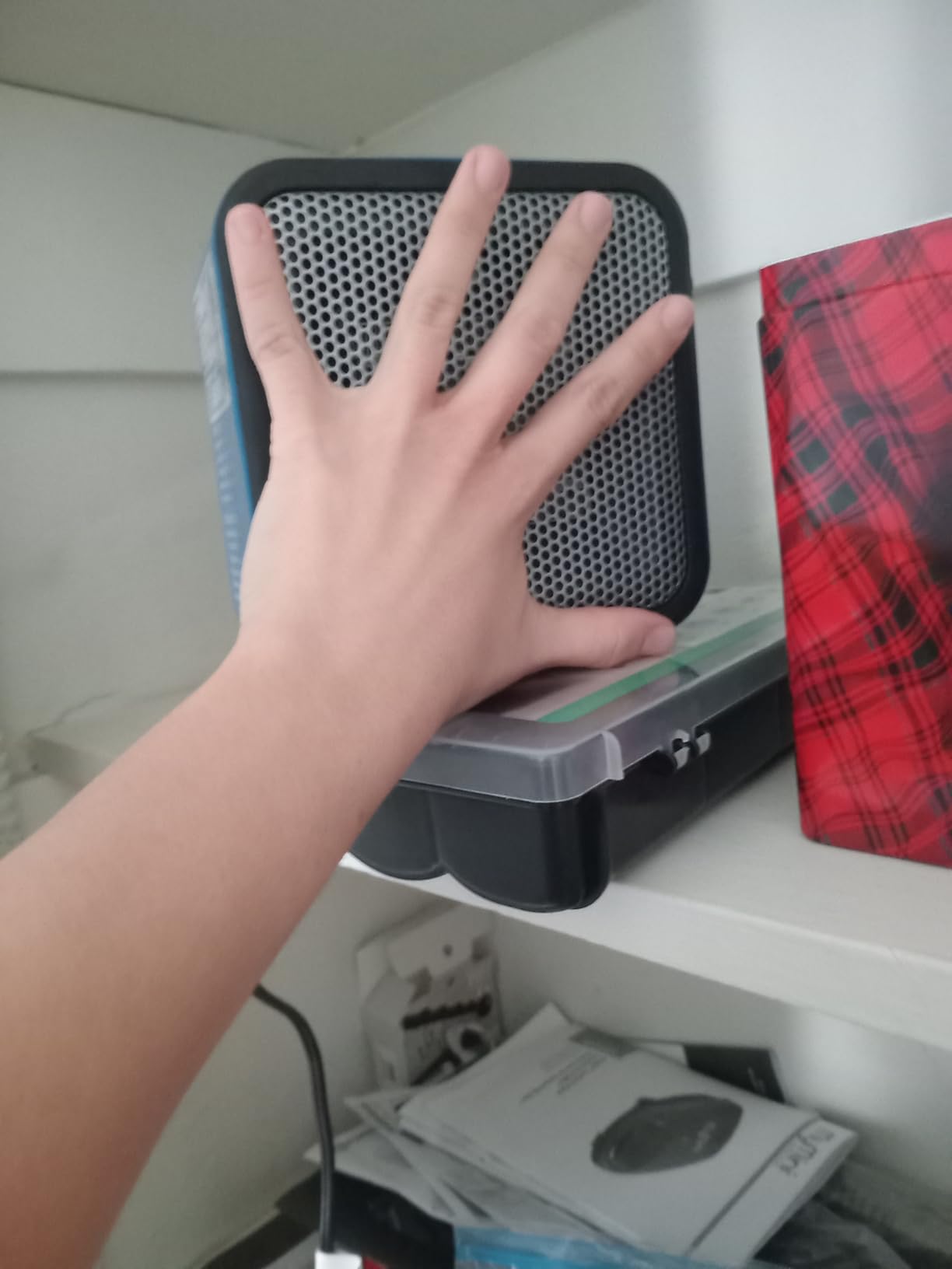 Amazon Basics Ceramic Space Heater, Portable Mini Heater for Office Desk, 500W, With Tip-Over Protection, Lightweight 1.4 lbs, White, 5.9