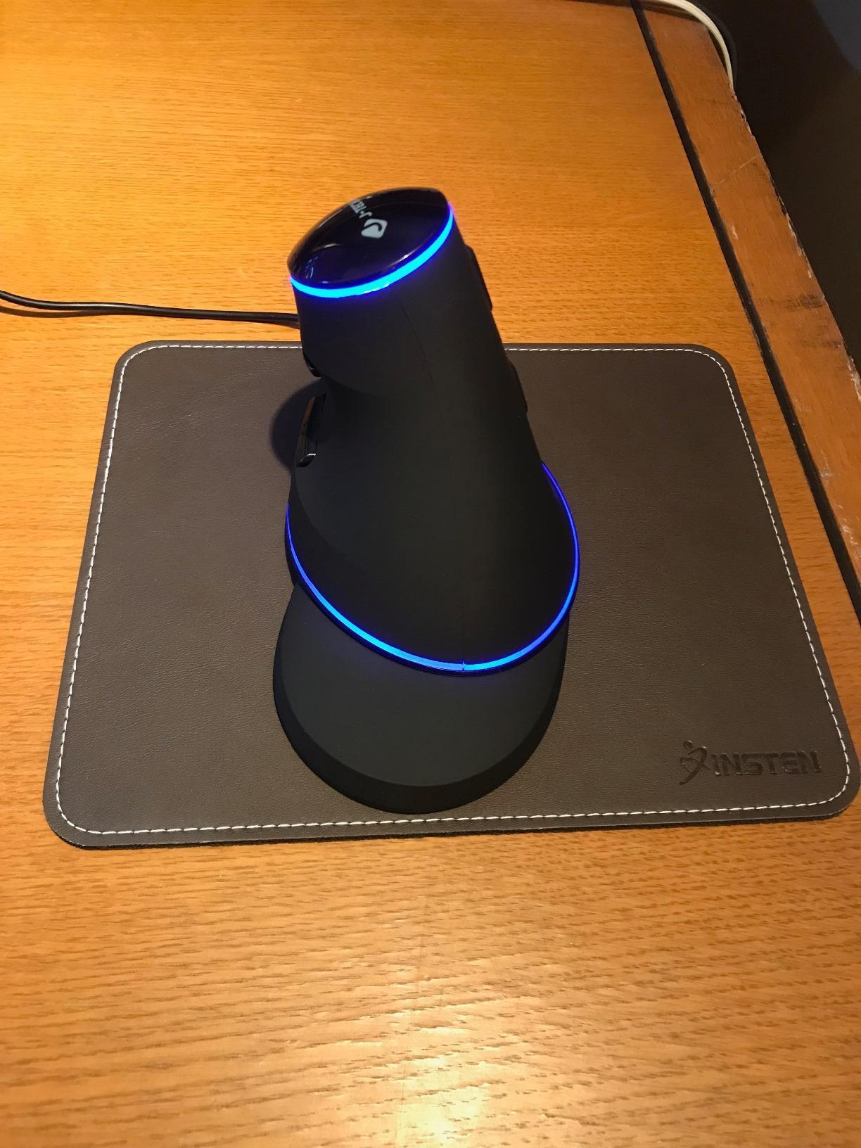 J-Tech Digital Wired Ergonomic Vertical USB Mouse with Adjustable Sensitivity (600/1000/1600 DPI), Scroll Endurance, Removable Palm Rest & Thumb Buttons [V628] customer photo 1