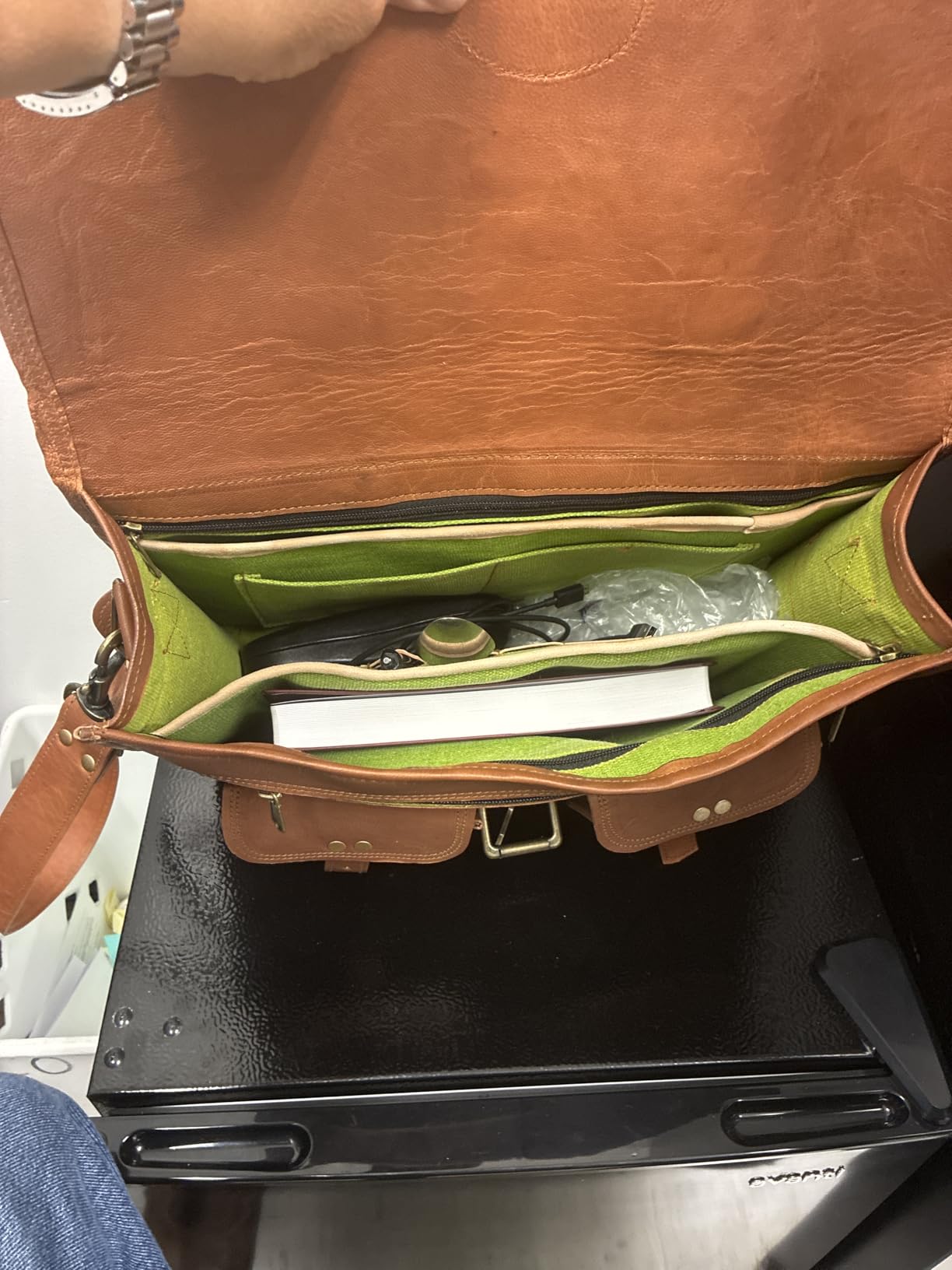 cuero Leather Messenger Bag for Men, 18 Inch Laptop Crossbody, Handmade Leather Shoulder Satchel Bag for Men, Full Grain Business Briefcase for Office/Work/Travel - Vintage Brown customer photo 2