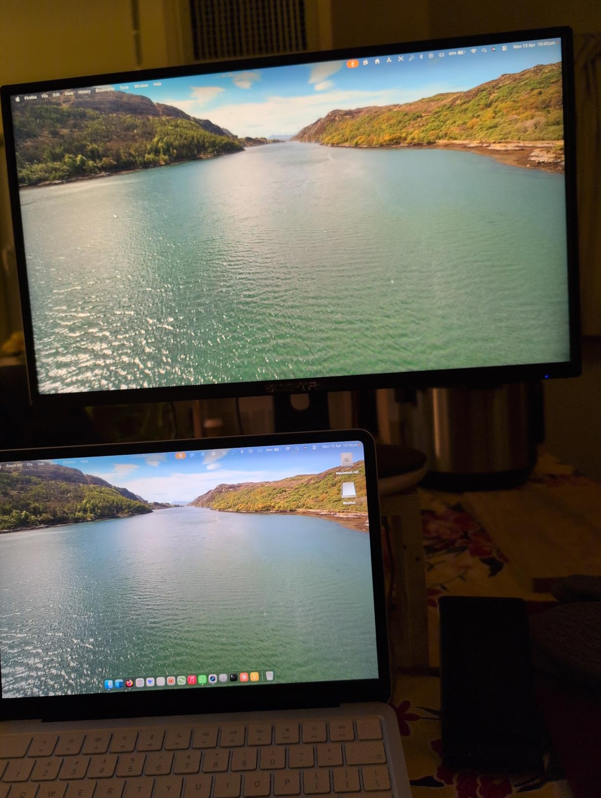 Sceptre 24-inch Prime Monitor Thin 1080p LED Monitor 99% sRGB 2x HDMI VGA Build-in Speakers, Machine Black (E248W-19203R 2025 Series) customer photo 1