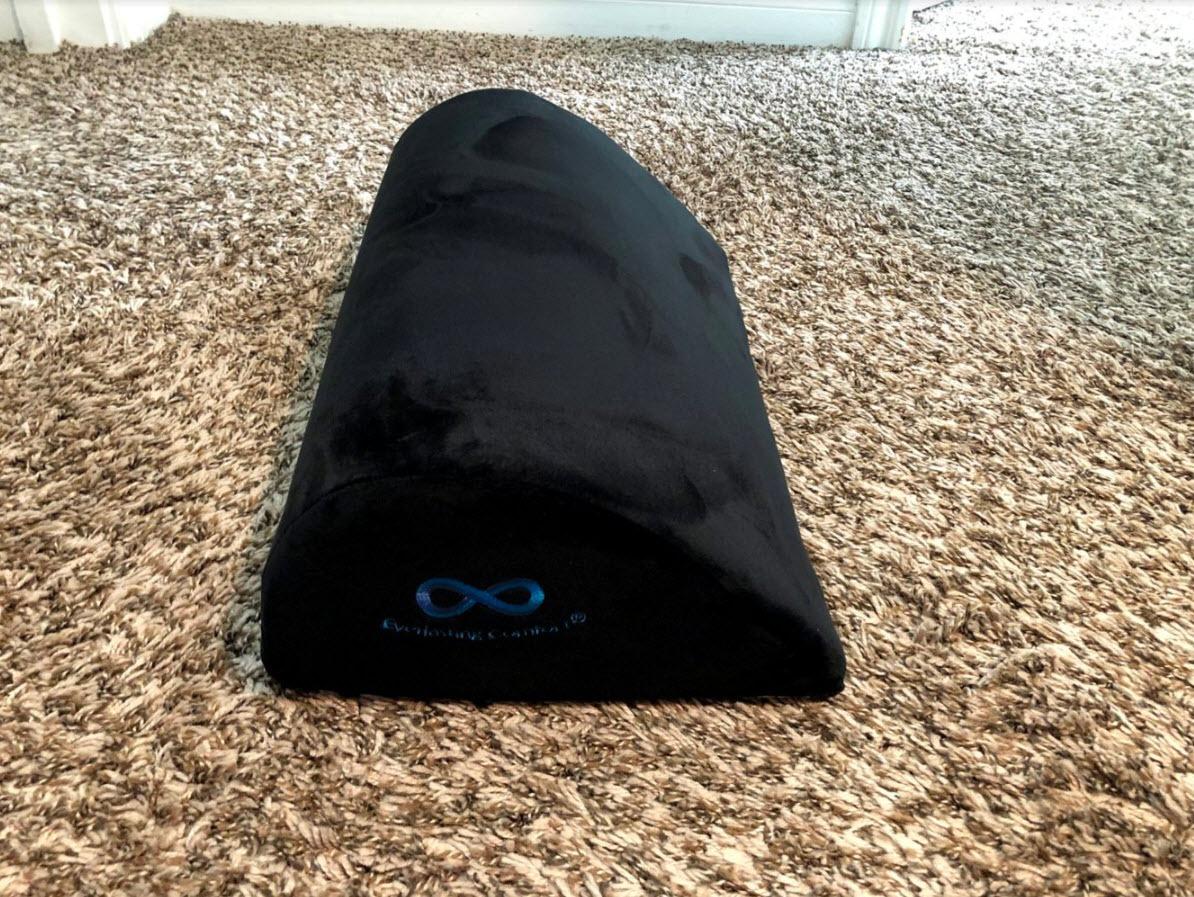 Everlasting Comfort Foot Rest for Under Desk at Work - Memory Foam Office Foot Stool & Under Desk Footrest Leg Elevation Pillow for Gaming & Home Office, Supports Posture customer photo 2