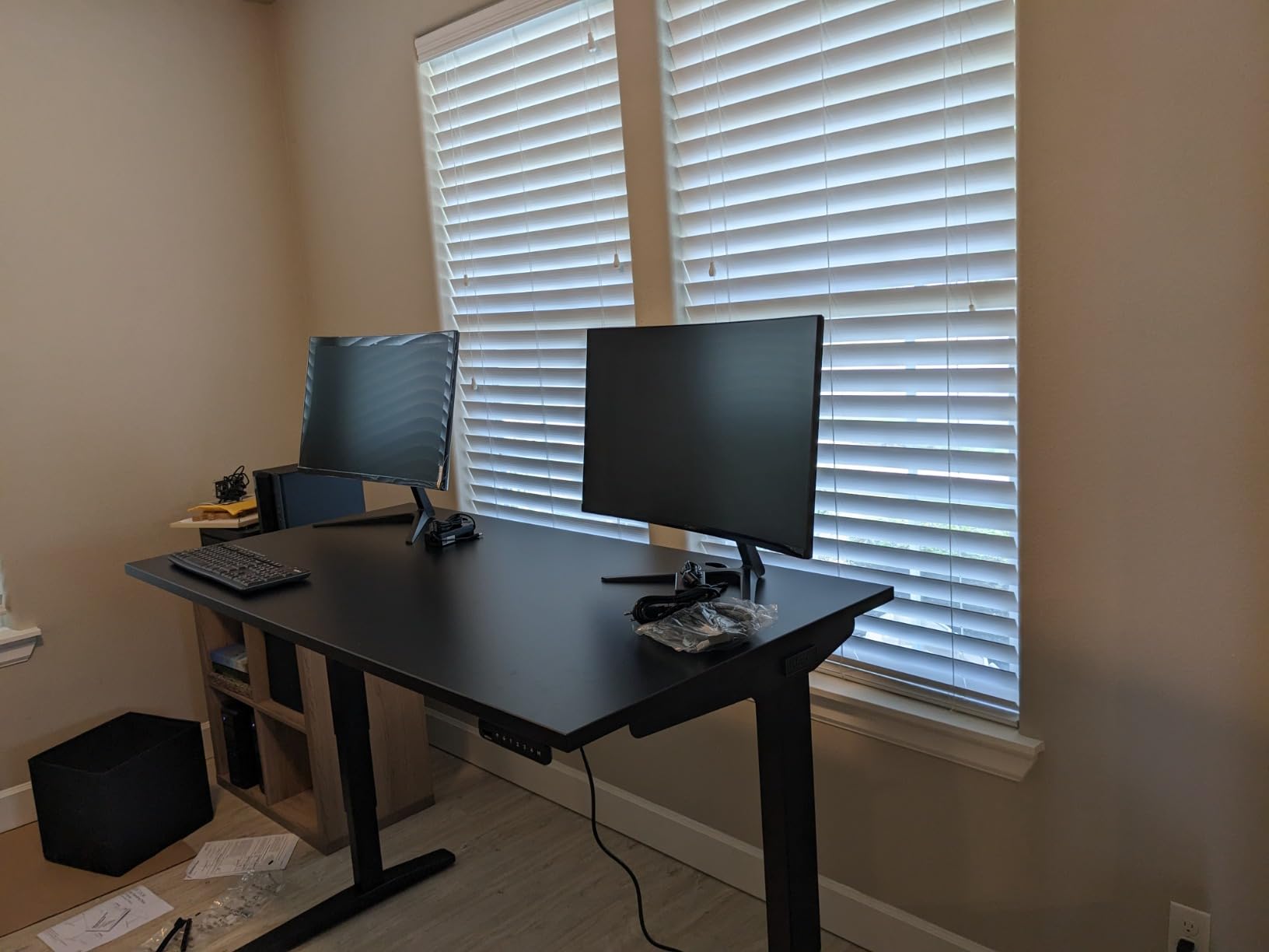 UPLIFTDESK V3 2-Leg Walnut Laminate Wood Standing Desk - Adjustable Height, Advanced 1-Touch Memory Keypad (60 x 30 inch) customer photo 1