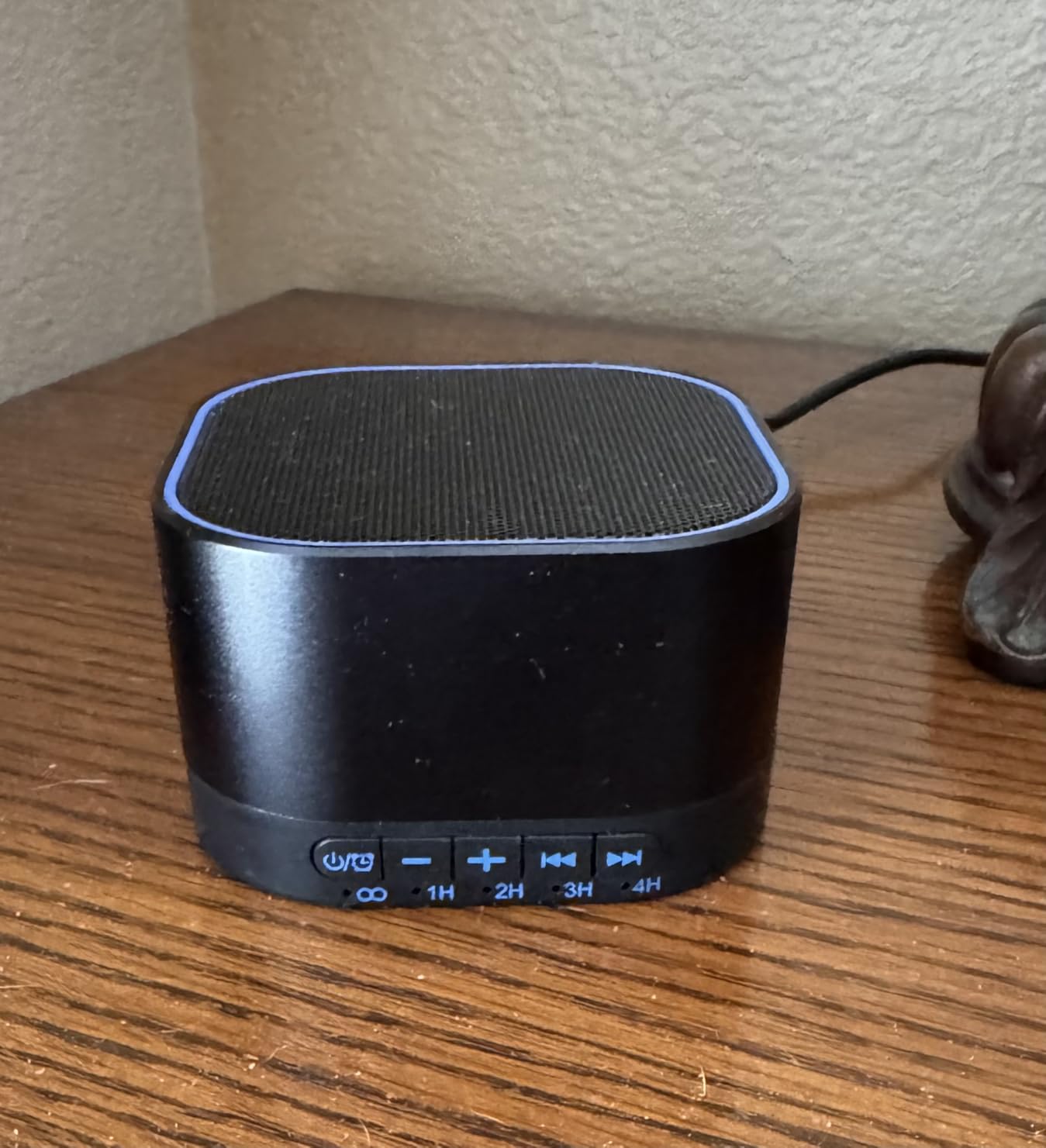 Magicteam Sound White Noise Machine with 20 Non Looping Natural Soothing Sounds and Memory Function 32 Levels of Volume Powered by AC or USB and Sleep Sound Timer Therapy for Baby Kids Adults customer photo 1