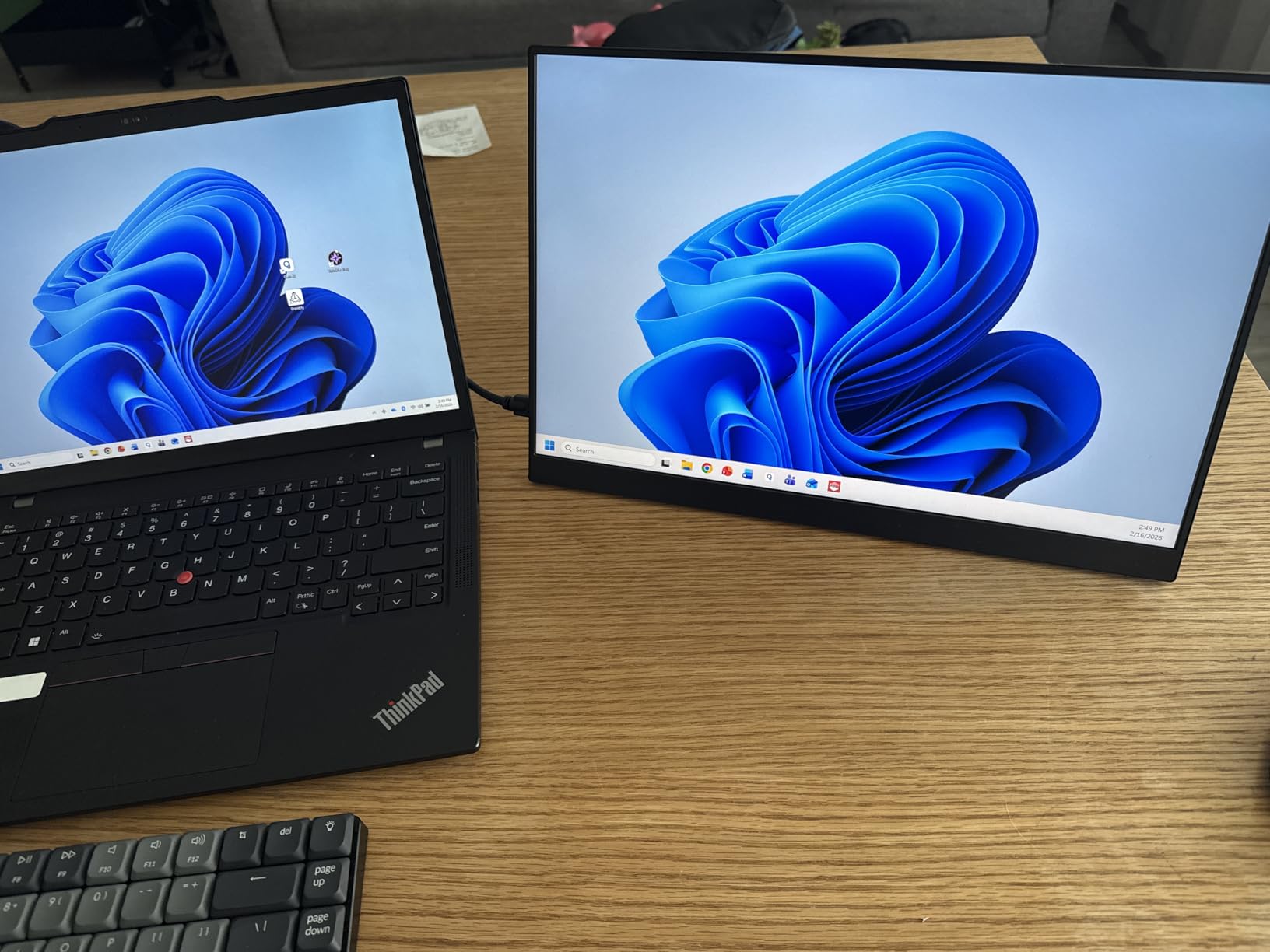UPERFECT Portable Monitor, 15.6