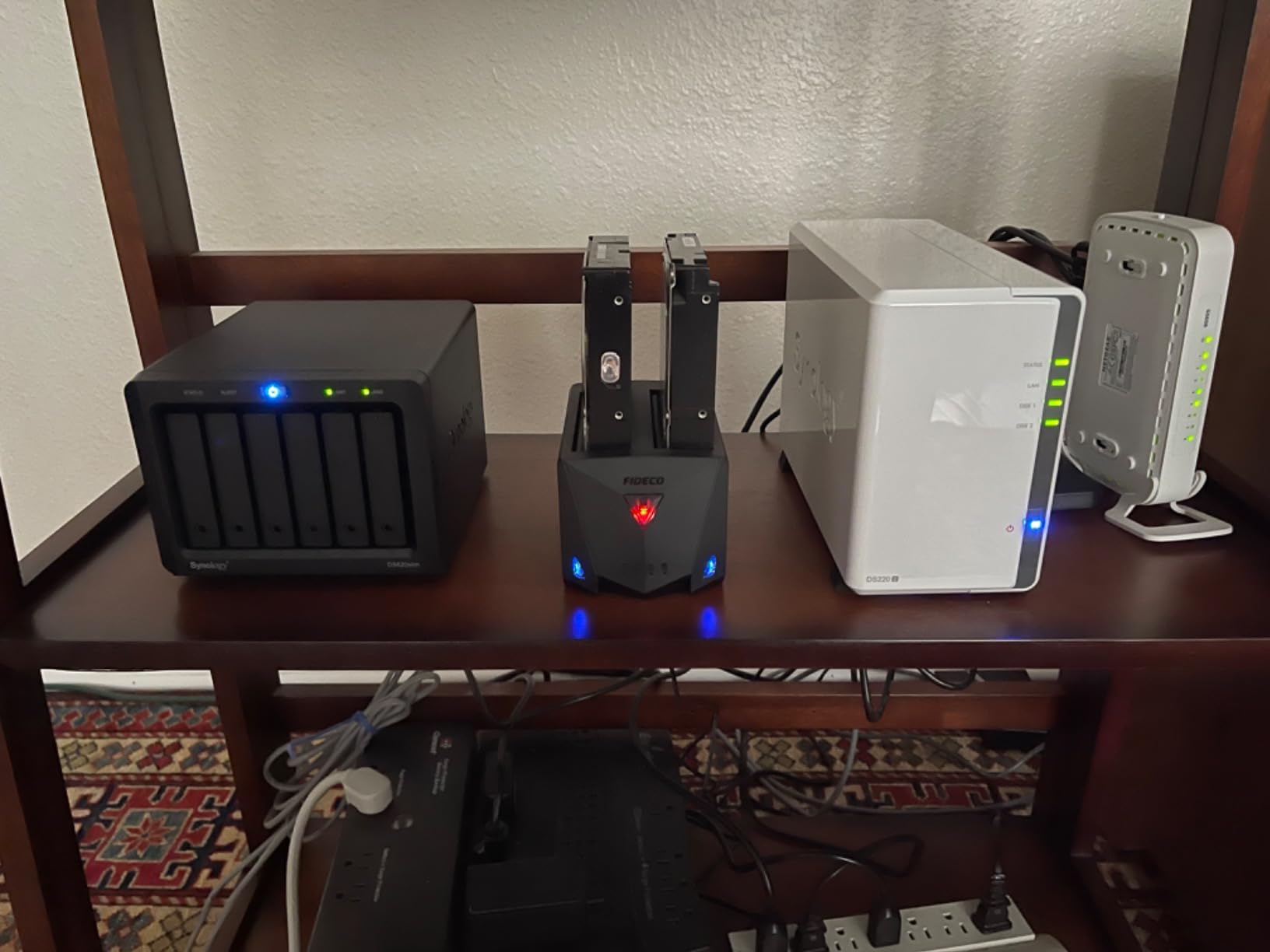 Synology 6 bay 2.5 inch NAS DS620slim (Diskless) customer photo 2