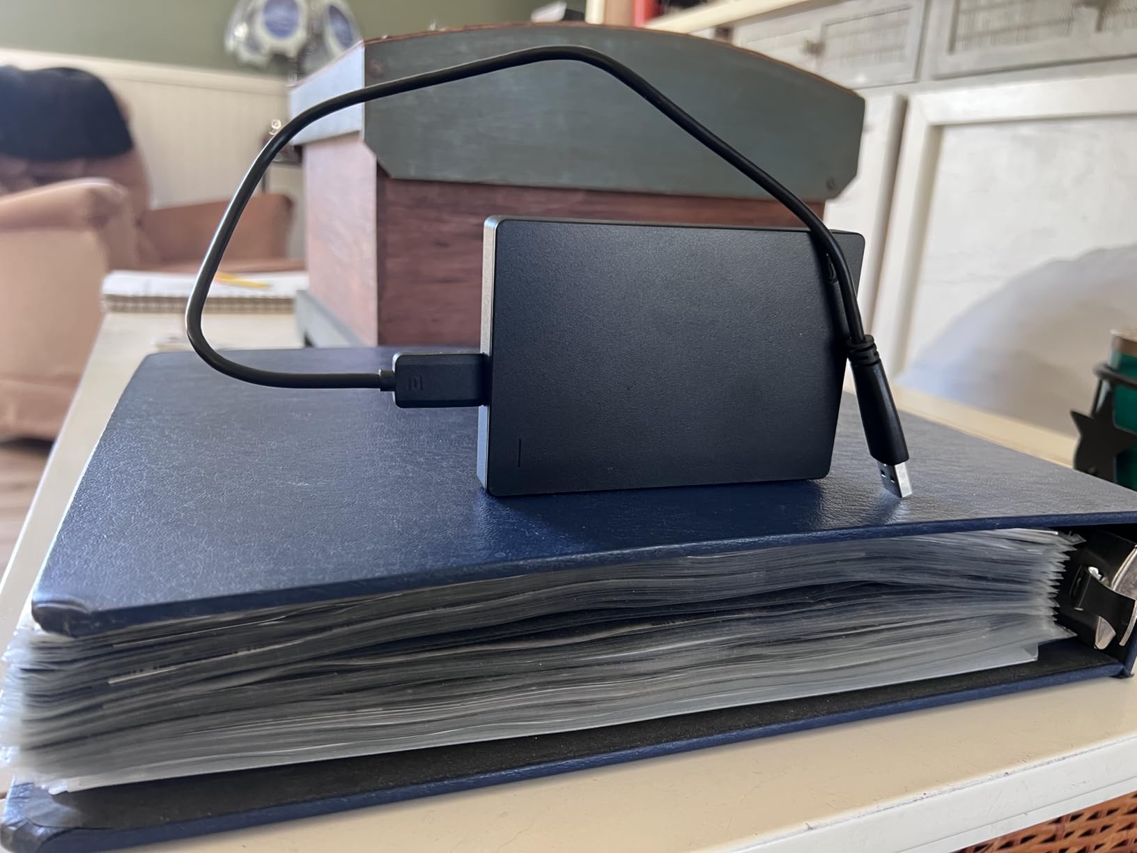 Seagate Portable 5TB External Hard Drive HDD - USB 3.0 for PC, Mac, PS4, & Xbox - 1-Year Rescue Service (STGX5000400), Black customer photo 2