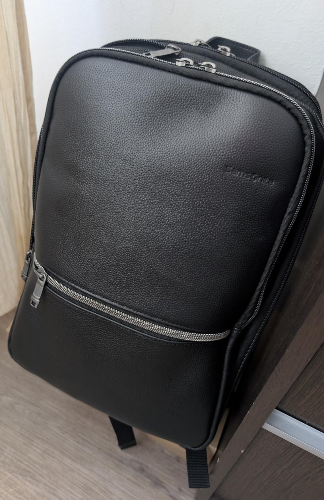 Samsonite Classic Leather Slim Backpack customer photo 2