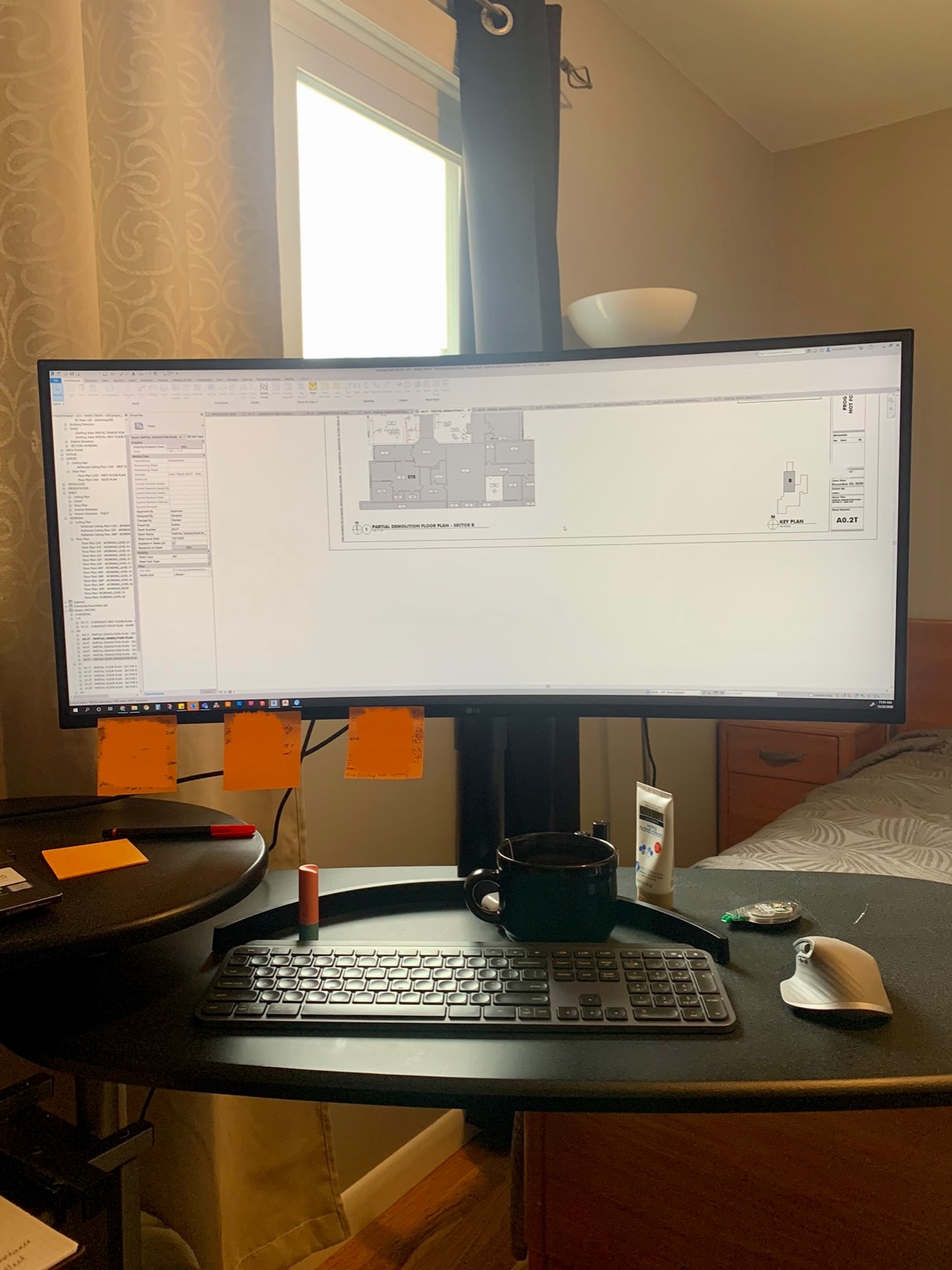 LG 34WN80C-B UltraWide Monitor 34 21:9 Curved WQHD (3440 x 1440) IPS Display, USB Type-C (60W PD), sRGB 99% Color Gamut, 3-Side Virtually Borderless Design, Tilt/Height Adjustable Stand - Black customer photo 1