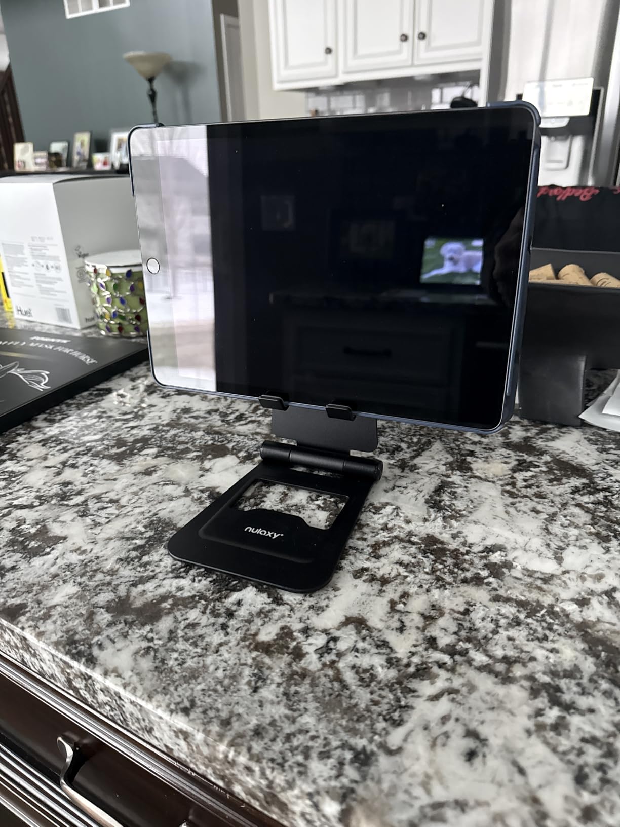 Nulaxy Aluminum Dual Foldable iPad Stand, Fully Adjustable Desktop Tablet Holder, Tablet Accessories for Office Kindle Compatible with Mobile Devices iPad Pro/Air/Mini, iPhone Pro/Max/Plus, Black customer photo 1