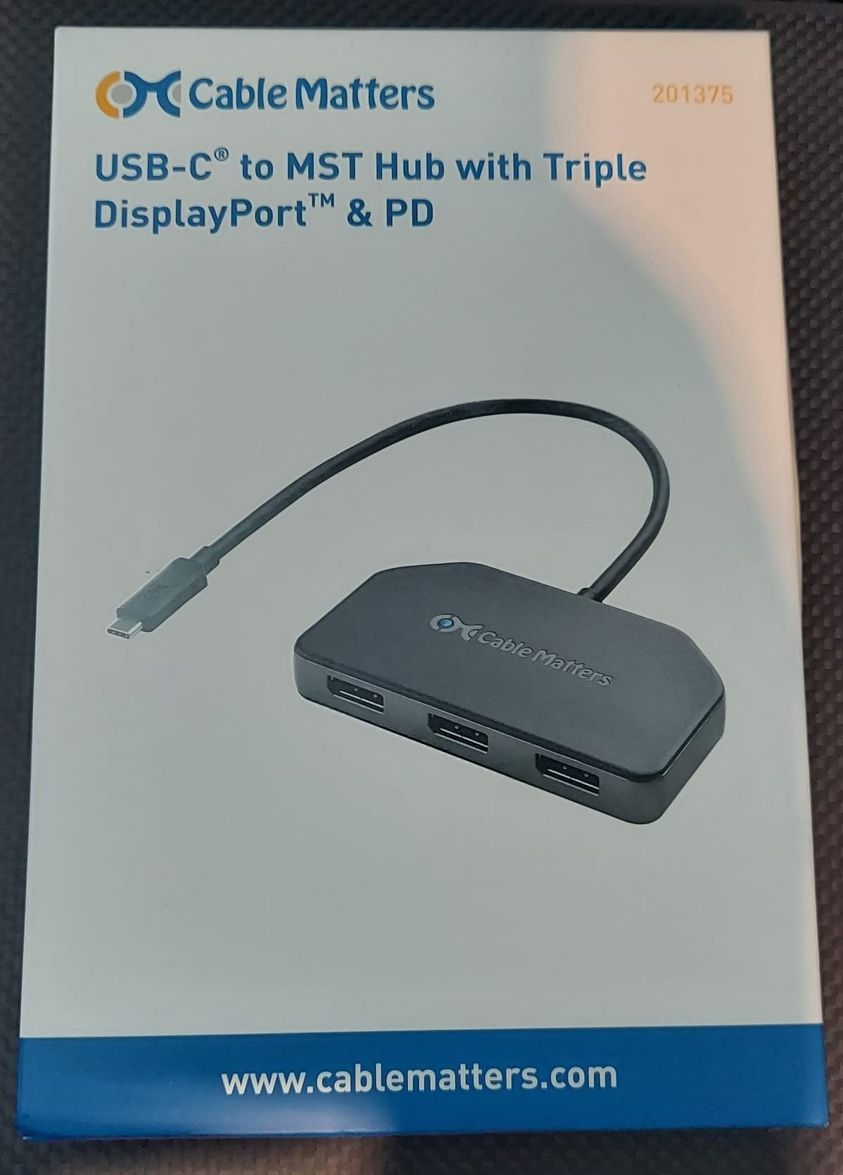 Cable Matters Windows Only Triple Monitor USB C Hub with 3X DisplayPort and 100W Charging - Support up to 8K and 4K 120Hz HDR - Thunderbolt 4, USB4 Compatible for Surface Pro, XPS customer photo 2