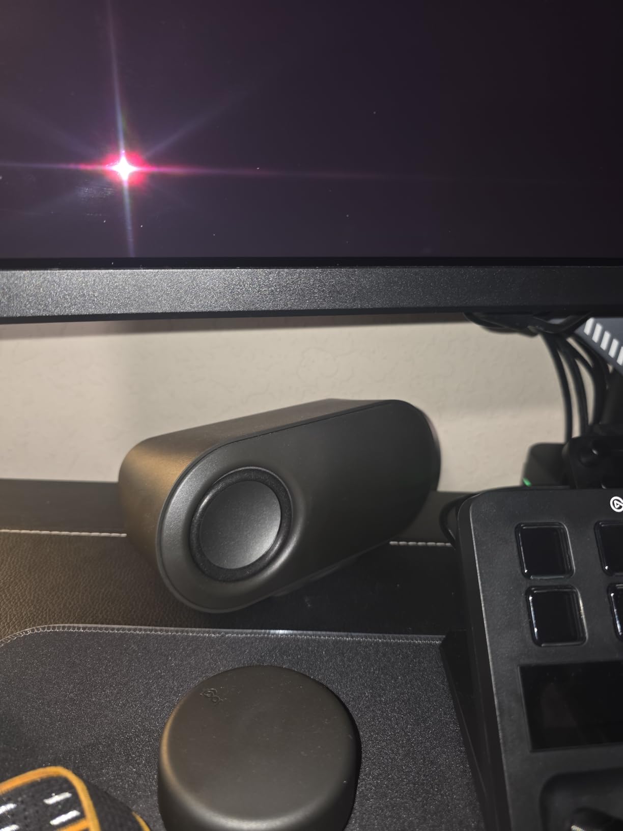 Logitech Z407 Bluetooth Computer Speakers with Subwoofer and Wireless Control, Immersive Sound, Premium Audio with Multiple Inputs, USB Speakers customer photo 1