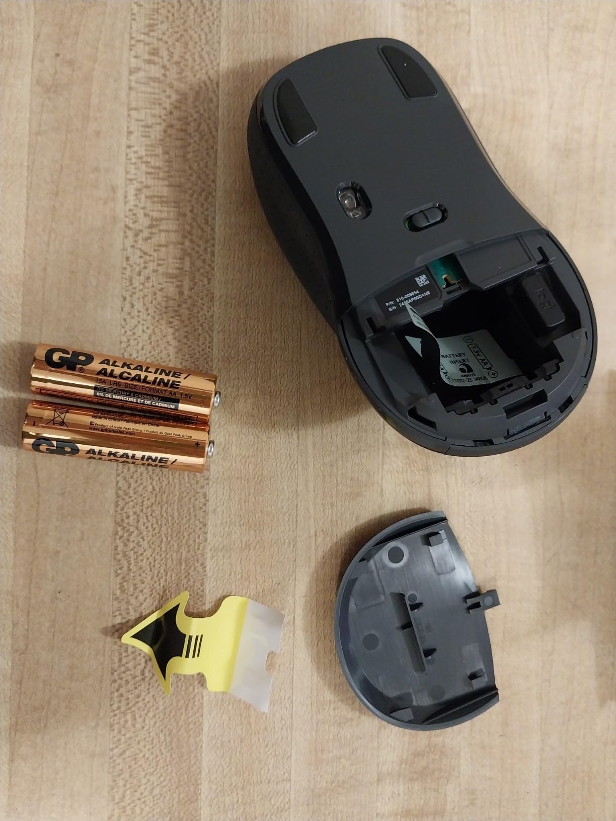 Logitech M510 Wireless Mouse, 2.4 GHz with USB Unifying Receiver, 1000 DPI Laser-Grade Tracking, 7-Buttons, 24-Months Battery Life, PC/Mac/Laptop - Graphite customer photo 1