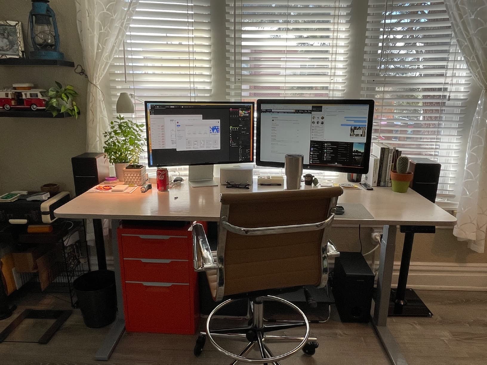 Edifier R1280DBs Active Bluetooth Bookshelf Speakers - Optical Input - 2.0 Wireless Studio Monitor Speaker - 42W RMS with Subwoofer Line Out - Black customer photo 2