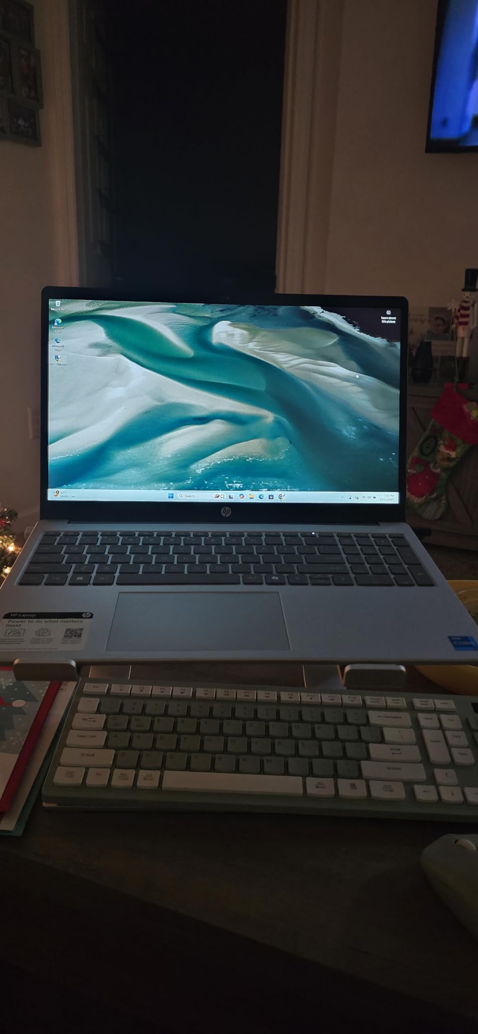 OMOTON Laptop Stand, Detachable Laptop Mount, Aluminum Laptop Holder Stand for Desk, Compatible with MacBook Air/Pro, Dell, HP All Laptops (11-16 inch), Silver customer photo 2