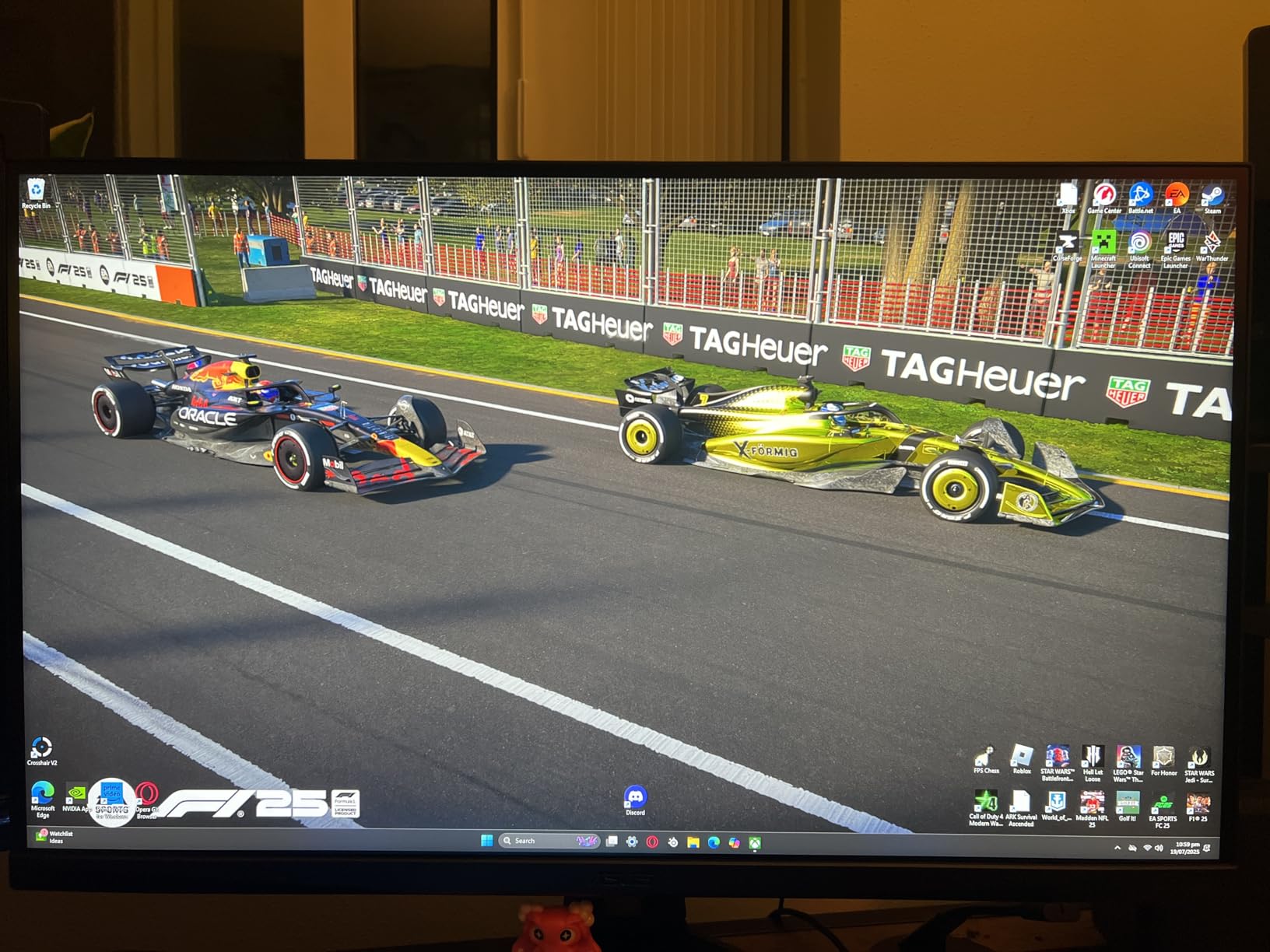 ASUS TUF Gaming 27-inch 2K HDR Monitor (VG27AQ1A) - QHD (2560 x 1440), IPS, 170Hz (Supports 144Hz), 1ms, Extreme Low Motion Blur, Speaker, G-SYNC Compatible, VESA Mountable, DisplayPort, HDMI customer photo 2