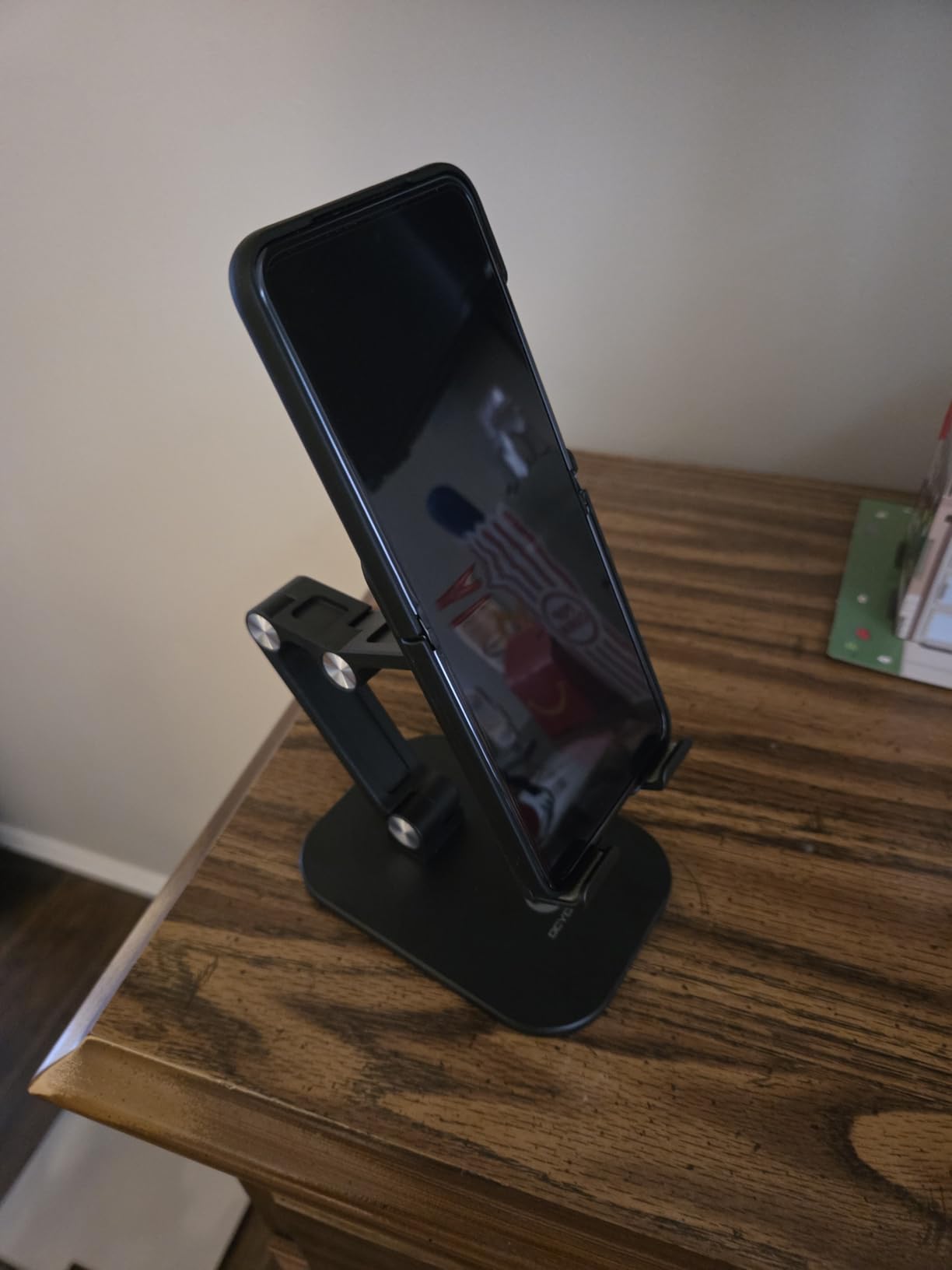 OCYCLONE Phone Stand, Adjustable Height and Angle Foldable Cell Phone Stand Holder for Desk, Taller iPhone Stand Compatible with 4.7