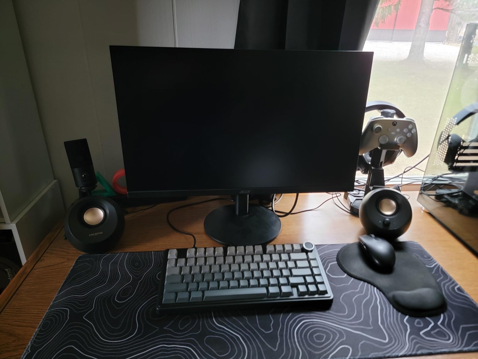 Creative Pebble V3 Minimalistic 2.0 USB-C Desktop Speakers with USB Audio, Clear Dialog Enhancement, Bluetooth 5.0, 8W RMS with 16W Peak Power (Black) customer photo 2