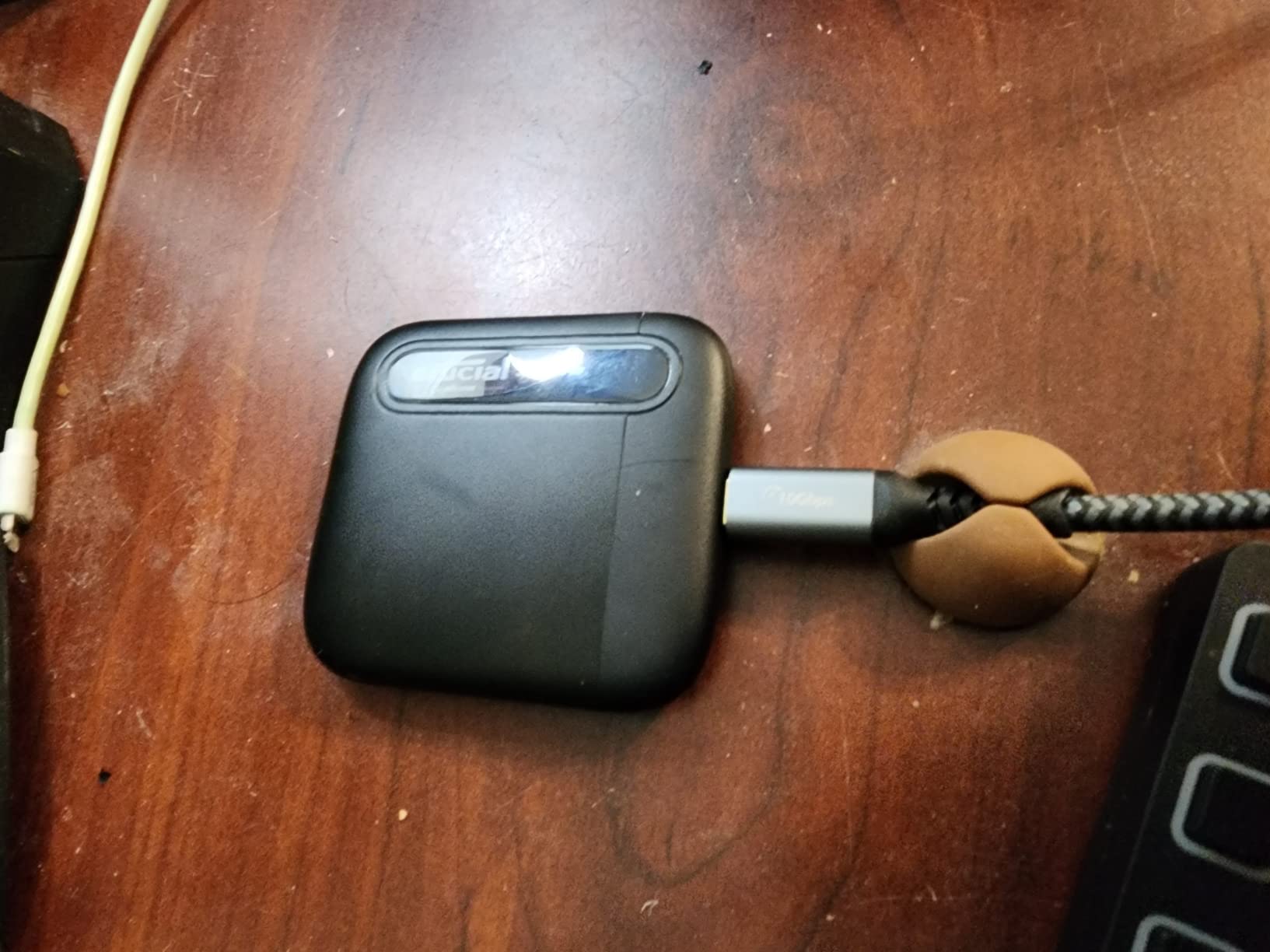 Crucial X6 1TB Portable SSD - Up to 800MB/s, USB 3.2 - External Solid State Drive for PC, Mac, PS5, Xbox - CT1000X6SSD9 customer photo 2