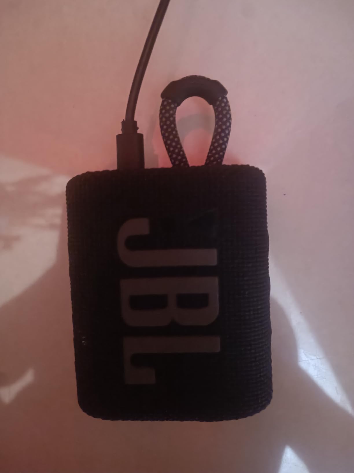 JBL Go 3 - Portable Mini Bluetooth Speaker, big audio and punchy bass, IP67 waterproof and dustproof, 5 hours of playtime, speaker for home, outdoor and travel (Black) customer photo 2