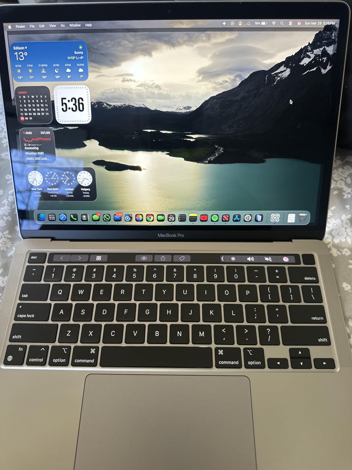 Apple 2020 MacBook Pro with M1 Chip, 13-inch, 8GB RAM, 256GB SSD, Silver (Renewed) customer photo 2