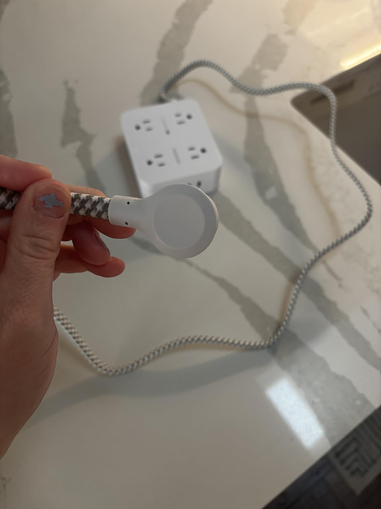 Surge Protector Power Strip - HANYCONY 8 Outlets 4 USB (2 USB C) Charging Ports, Multi Plug Outlet Extender, 5Ft Braided Extension Cord, Flat Plug Wall Mount Desk Charging Station for Home Office ETL customer photo 2