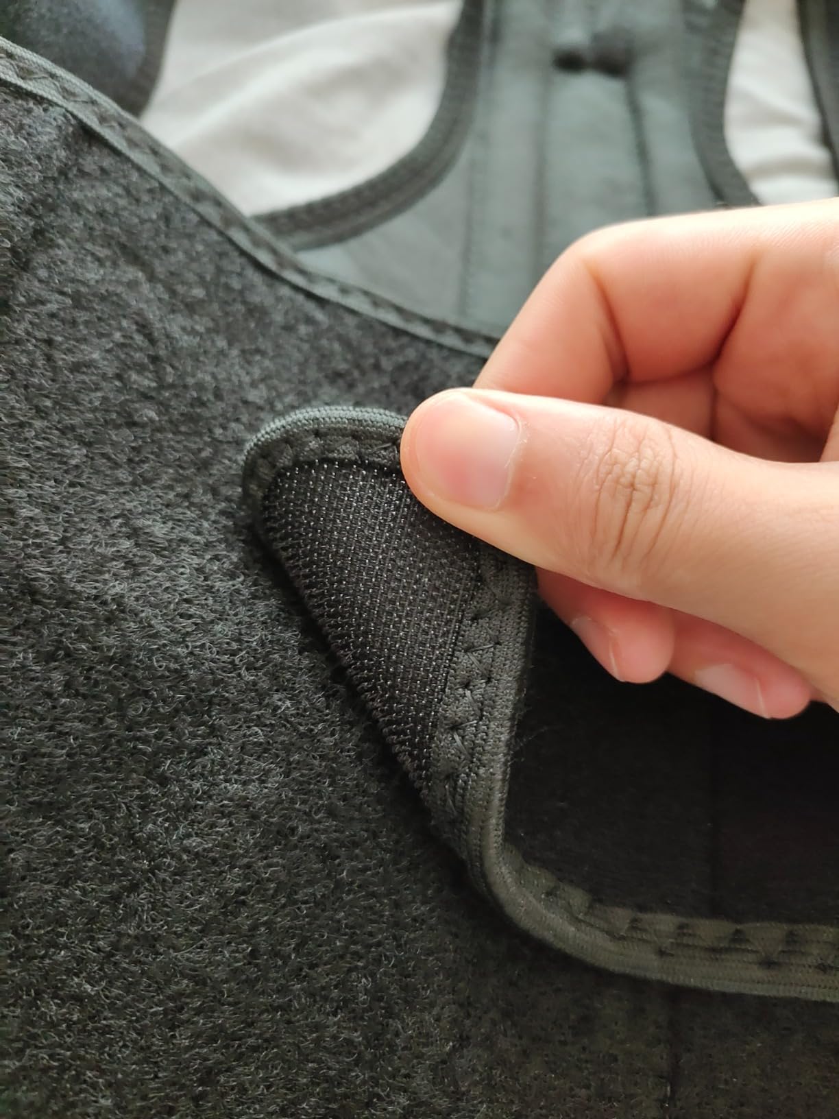 Selbite Posture Corrector for Men and Women - Back Brace for Upper and Lower Body Support - Adjustable Straightener with Pain Relief and Muscle Memory (Medium) customer photo 1