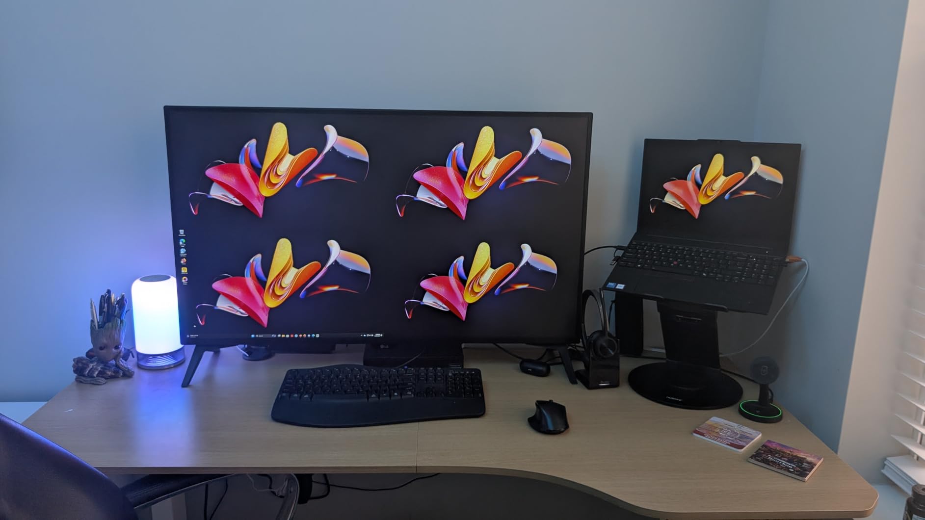 WAVLINK DisplayLink Laptop Docking Station - Quad Monitor 5K/4K@60Hz, 100W Charging - Thunderbolt 4/3, USB-C/A - M1-M5 Mac/Windows/Chrome/Ubuntu - 4 HDMI, 4 DP, 180W Power, SD 4.0 CR, 2.5Gbps LAN customer photo 2