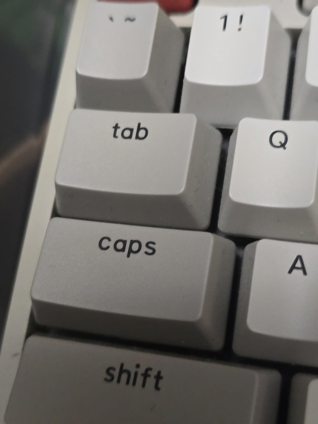 Keychron C2 Full Size Wired Mechanical Keyboard Compatible with Mac, Keychron Brown Switch, 104 Keys ABS Retro Color Keycaps Gaming Keyboard for Windows, USB-C Type-C Braid Cable customer photo 2