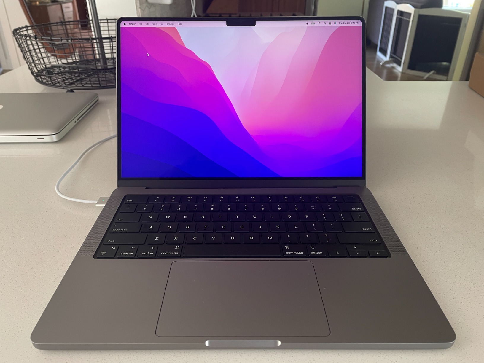 2021 Apple MacBook Pro (14-inch, M1 Pro chip with 10-core CPU and 16-core GPU, 16GB RAM, 1TB SSD) - Space Gray customer photo 1
