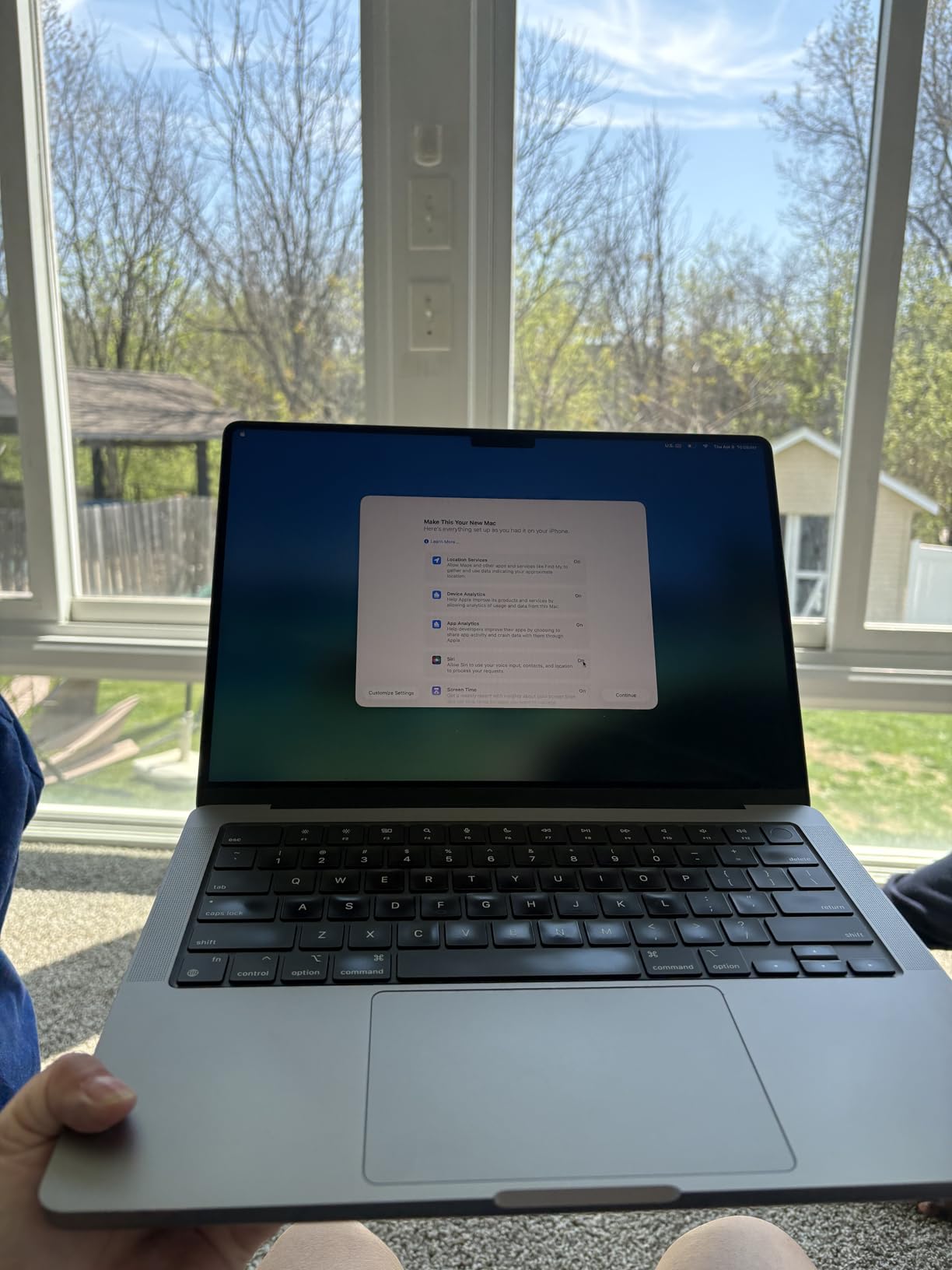 Apple MacBook Pro 2021 with Apple M1 Pro chip (14-inch, 16GB RAM, 512GB SSD) - Space Gray (Renewed) customer photo 1