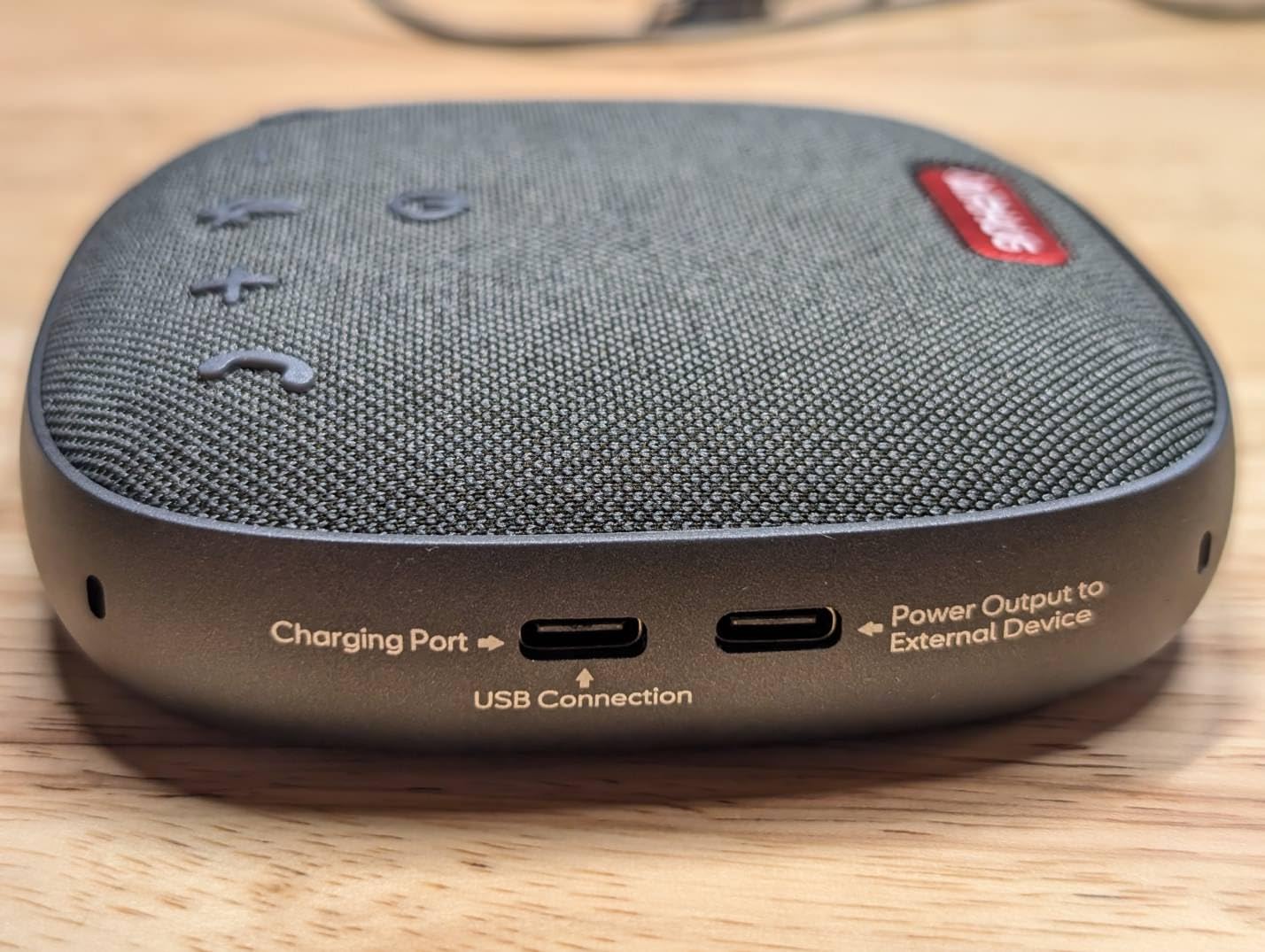 AIRHUG Conference Speaker and Microphone, Bluetooth Speakerphone with 360° Voice Pickup, Advanced Noise Reduction, USB-C Plug & Play, Compatible with Zoom and MS Team customer photo 1