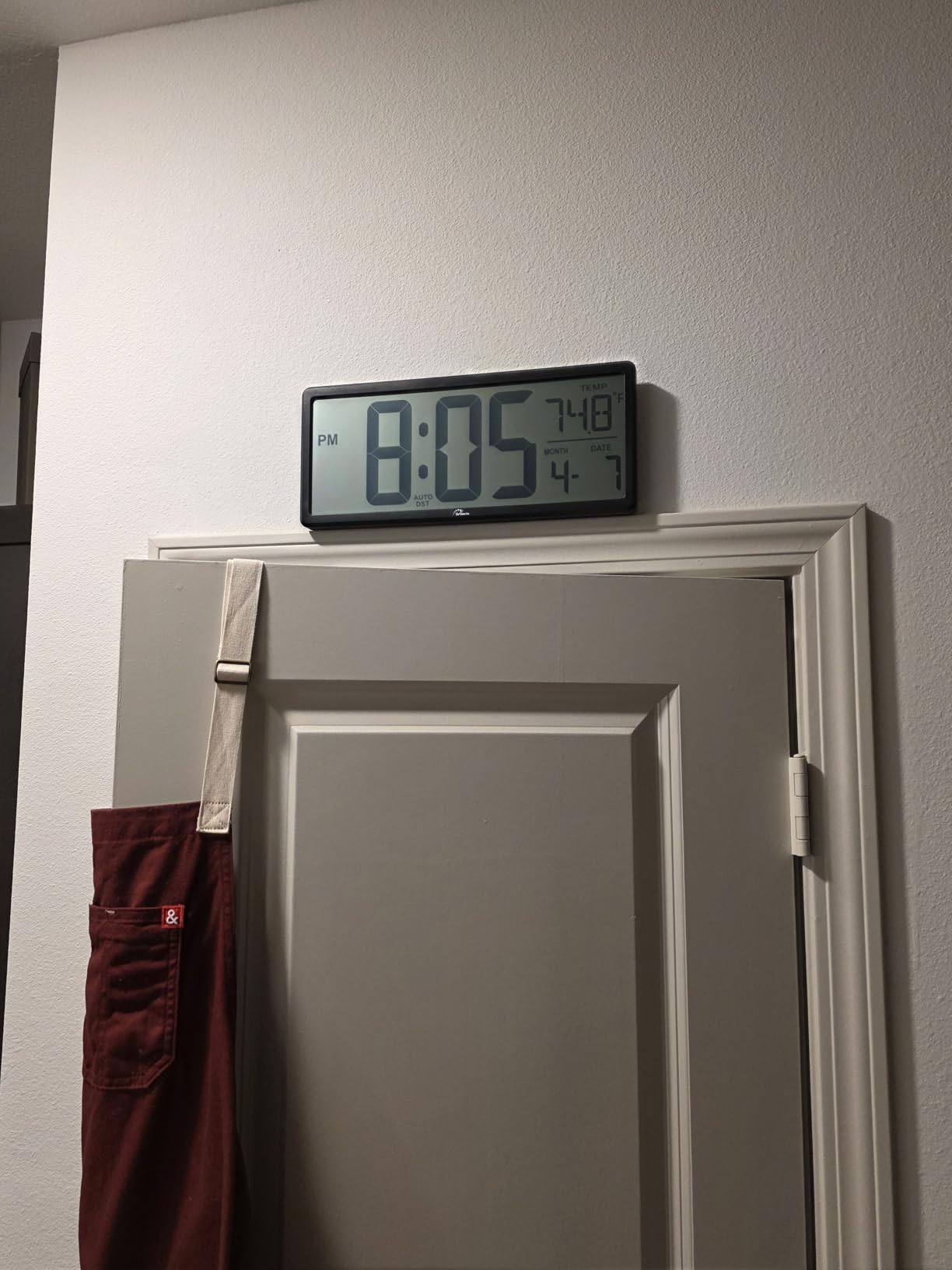 WallarGe 14.5'' Large Digital Wall Clock Battery Operated with Jumbo Numbers, Temperature and Date - Easy to Read and Set, Auto DST customer photo 2