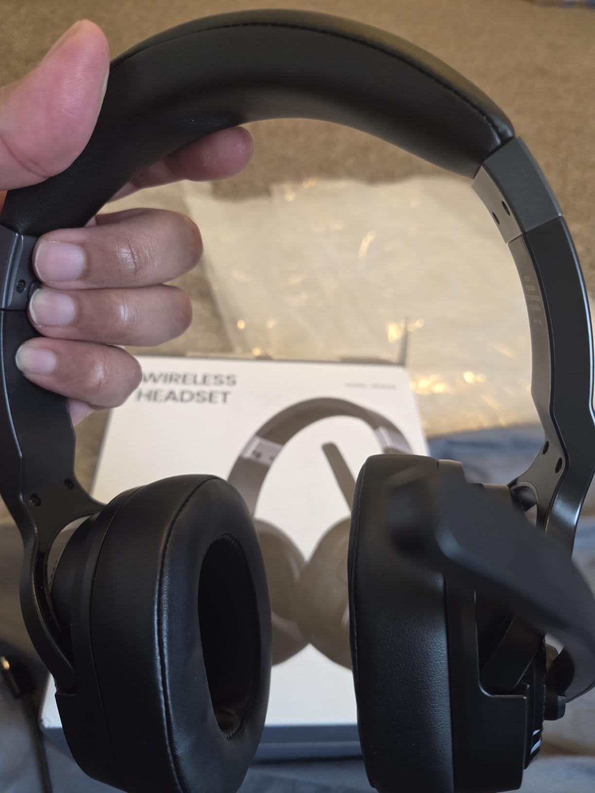 COSMUSIS Trucker Bluetooth Headset, Wireless Headsets with Noise Cancelling Microphone, Long Battery Life Bluetooth Headphones with Detachable Earpad/Single+Dual Mode for Office/Driving/Home customer photo 2