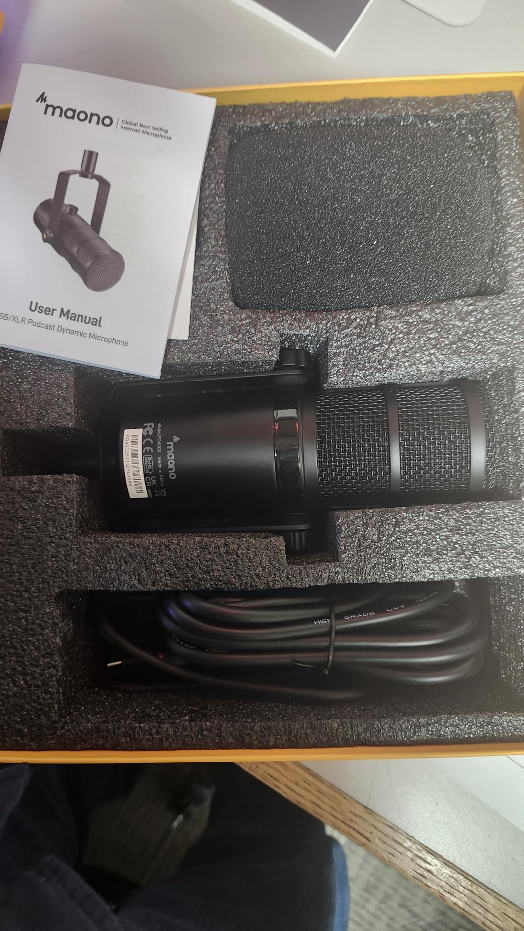 MAONO Dynamic Microphone, USB/XLR Podcast PC Microphone with Software, EQ,Tap-to-Mute, Headphone Jack, Gain Knob & Volume Control, Studio Mic for Broadcast, Recording, Streaming & Gaming (PD400X) customer photo 1