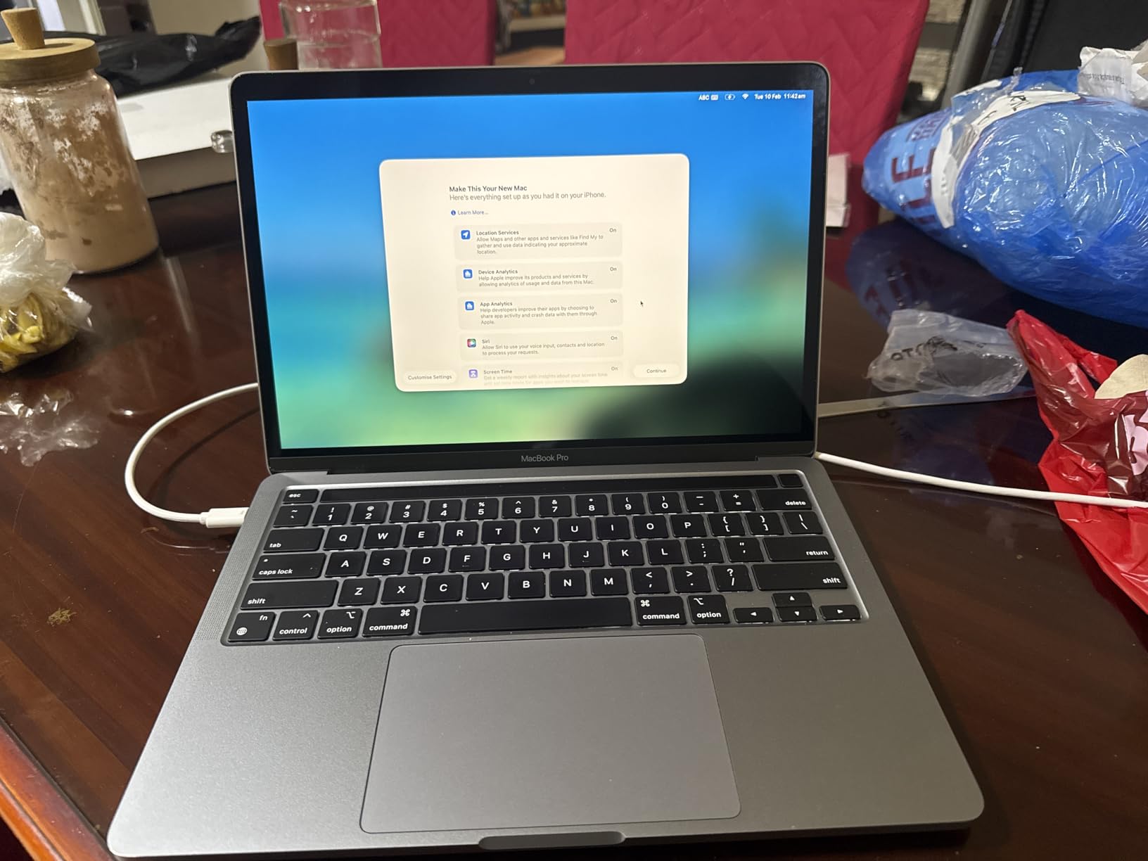 2022 Apple MacBook Pro with Apple M2 chip (13-inch, 8GB RAM, 256GB SSD Storage) (QWERTY English) Space Gray (Renewed) customer photo 2