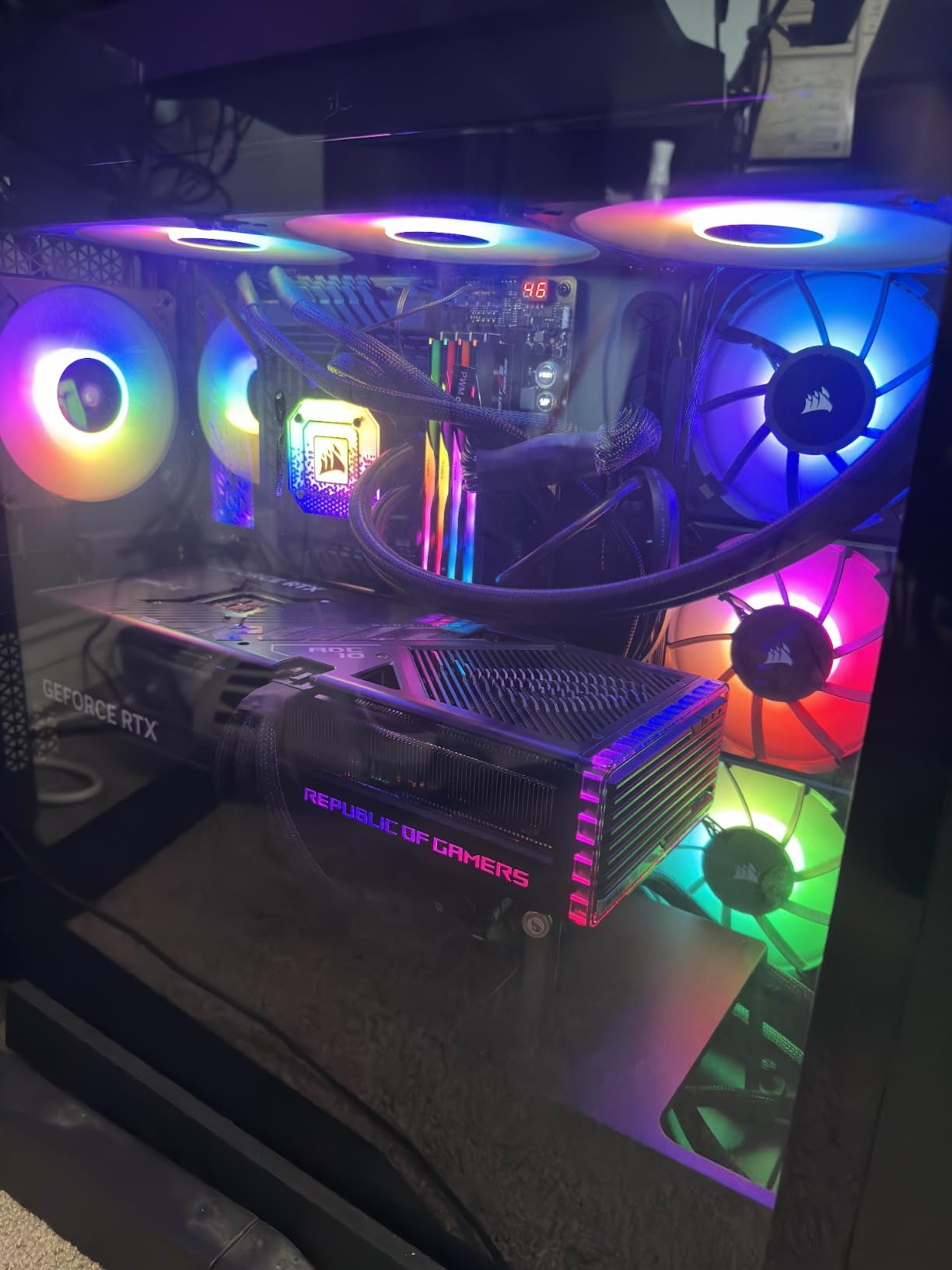 ROG Strix GeForce RTX 4090 OC Edition Gaming Graphics Card (PCIe 4.0, 24GB GDDR6X, HDMI 2.1a, DisplayPort 1.4a) customer photo 1