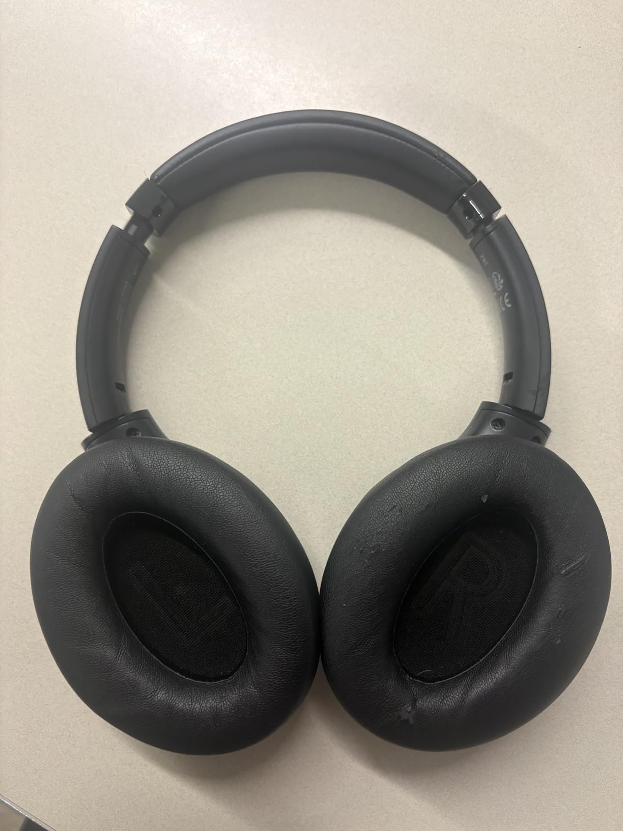 RUNOLIM Hybrid Active Noise Cancelling Headphones, Wireless Over Ear Bluetooth Headphones with Microphone, 70H Playtime, Foldable Headphone with HiFi Audio, Deep Bass for Home Travel Office customer photo 2