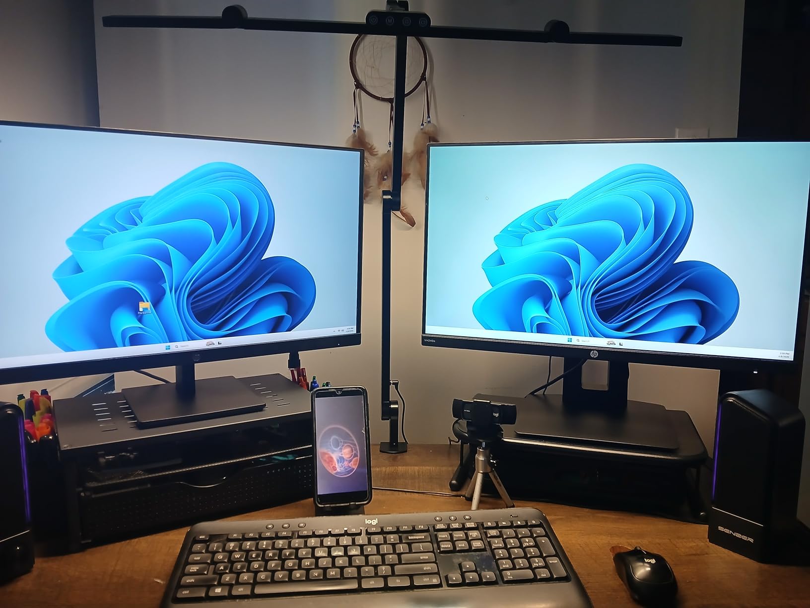 Micomlan Led Desk Lamp with Clamp, Architect Desk Lamp for Home Office with Atmosphere Lighting, 24W Ultra Bright Auto Dimming Computer Light Stepless Dimming and Tempering LED Table Light customer photo 2